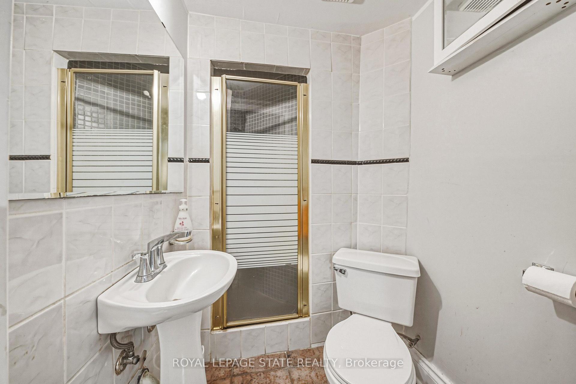 Photo 37 of 90 Fairington Crescent, Hamilton, Kentley — HOMEH