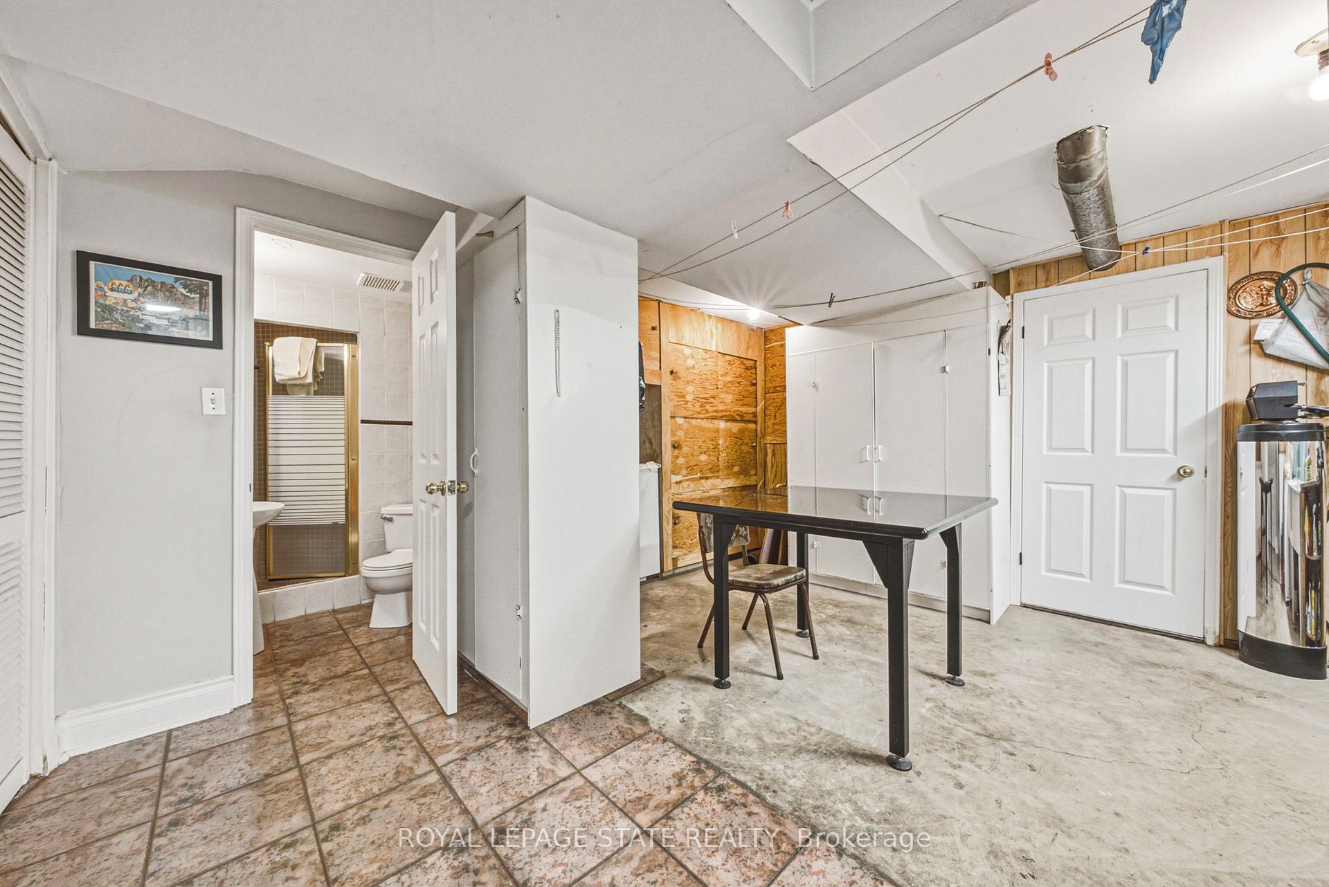 Photo 38 of 90 Fairington Crescent, Hamilton, Kentley — HOMEH