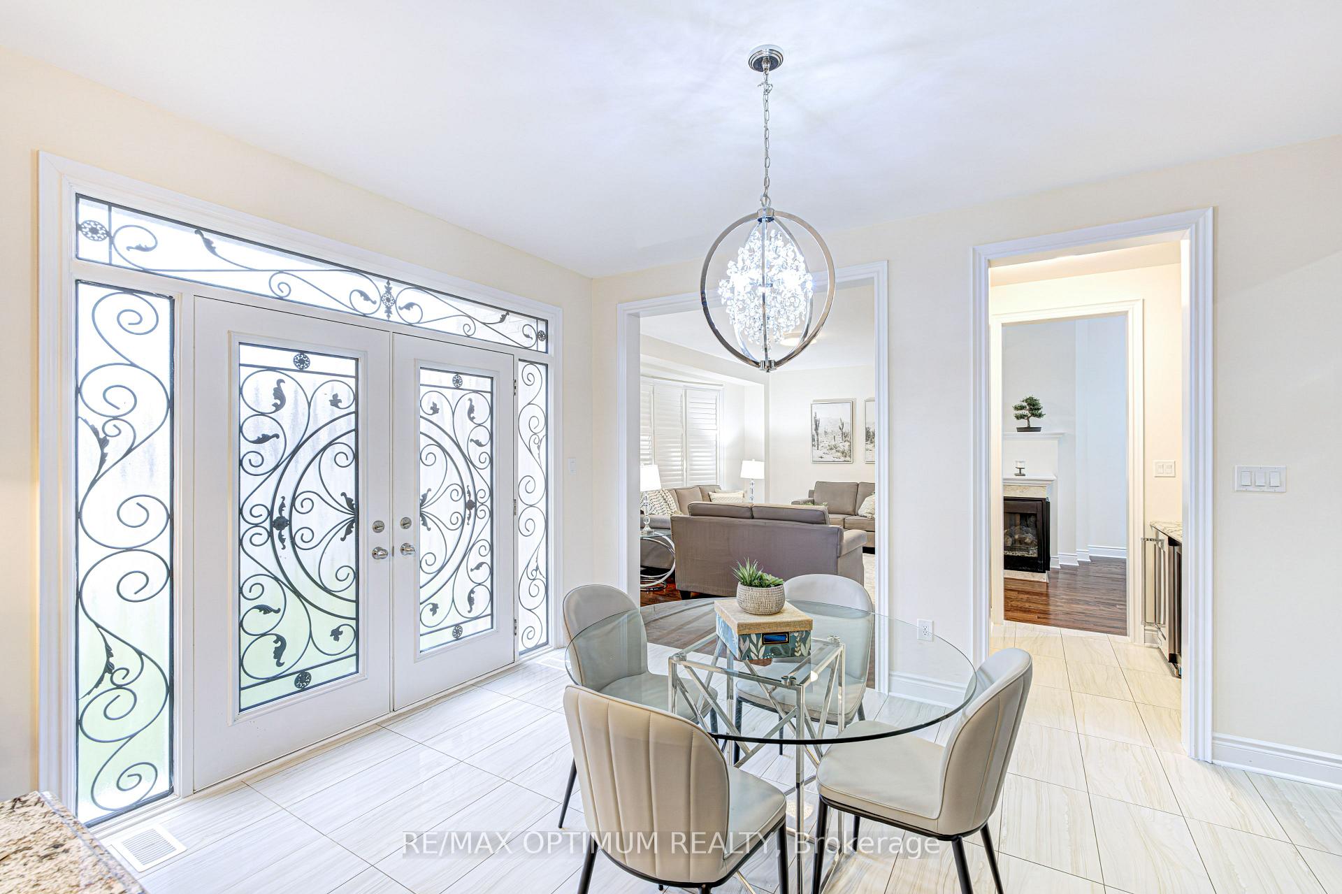Photo 16 of 80 Royal West Drive, Brampton, Credit Valley — HOMEH