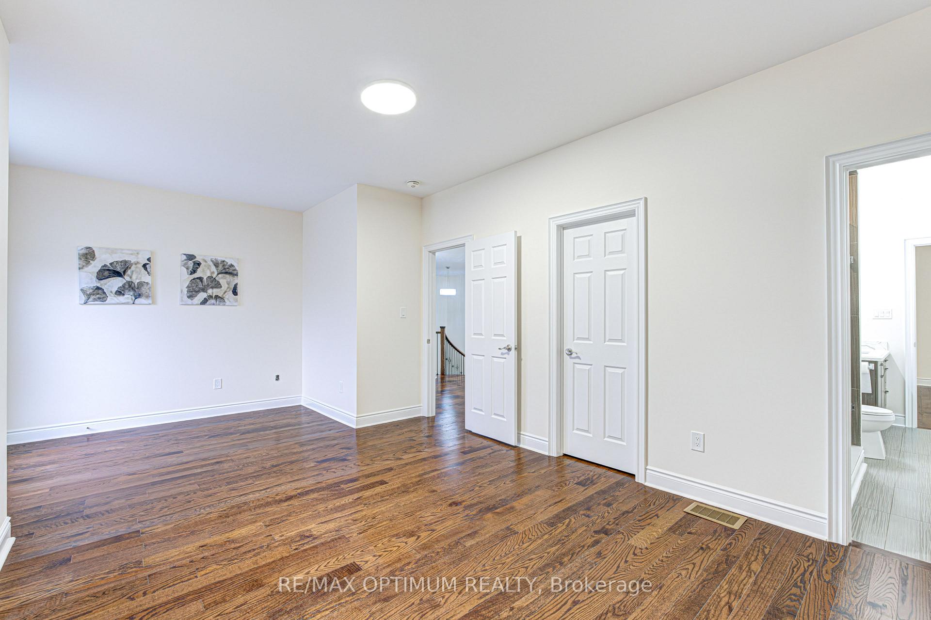 Photo 32 of 80 Royal West Drive, Brampton, Credit Valley — HOMEH