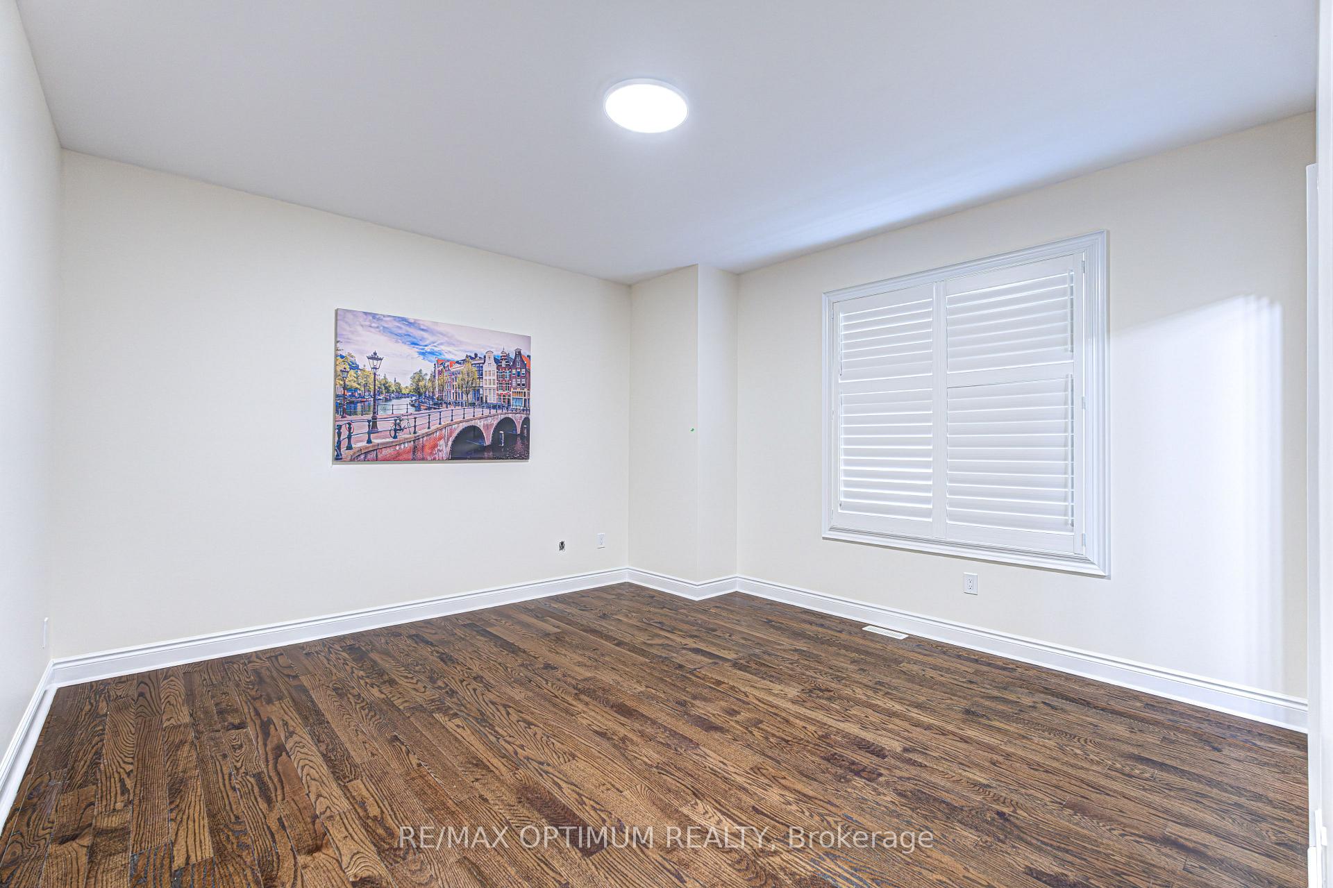 Photo 37 of 80 Royal West Drive, Brampton, Credit Valley — HOMEH