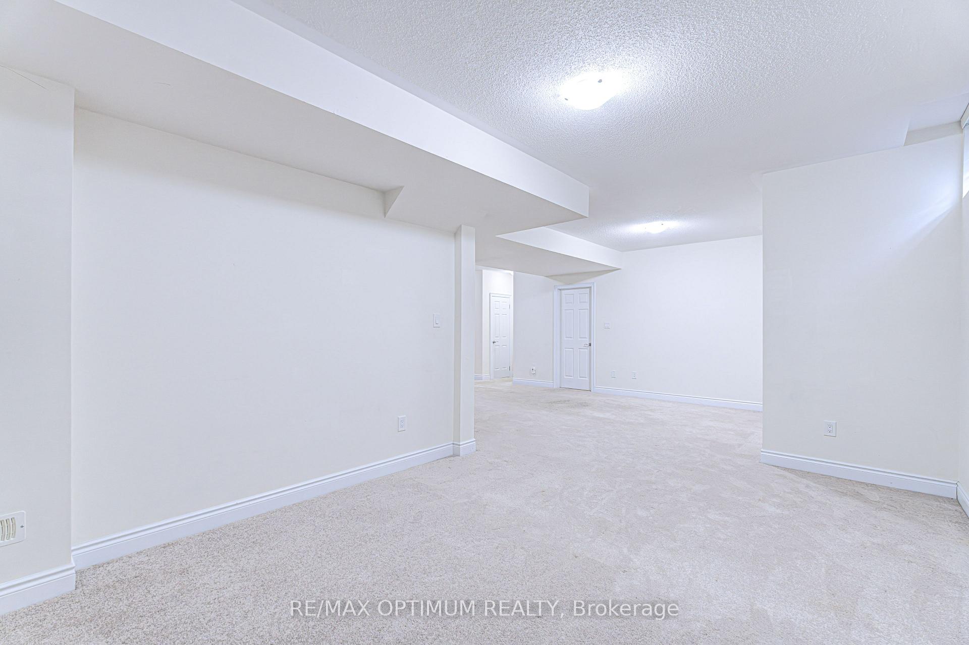 Photo 43 of 80 Royal West Drive, Brampton, Credit Valley — HOMEH
