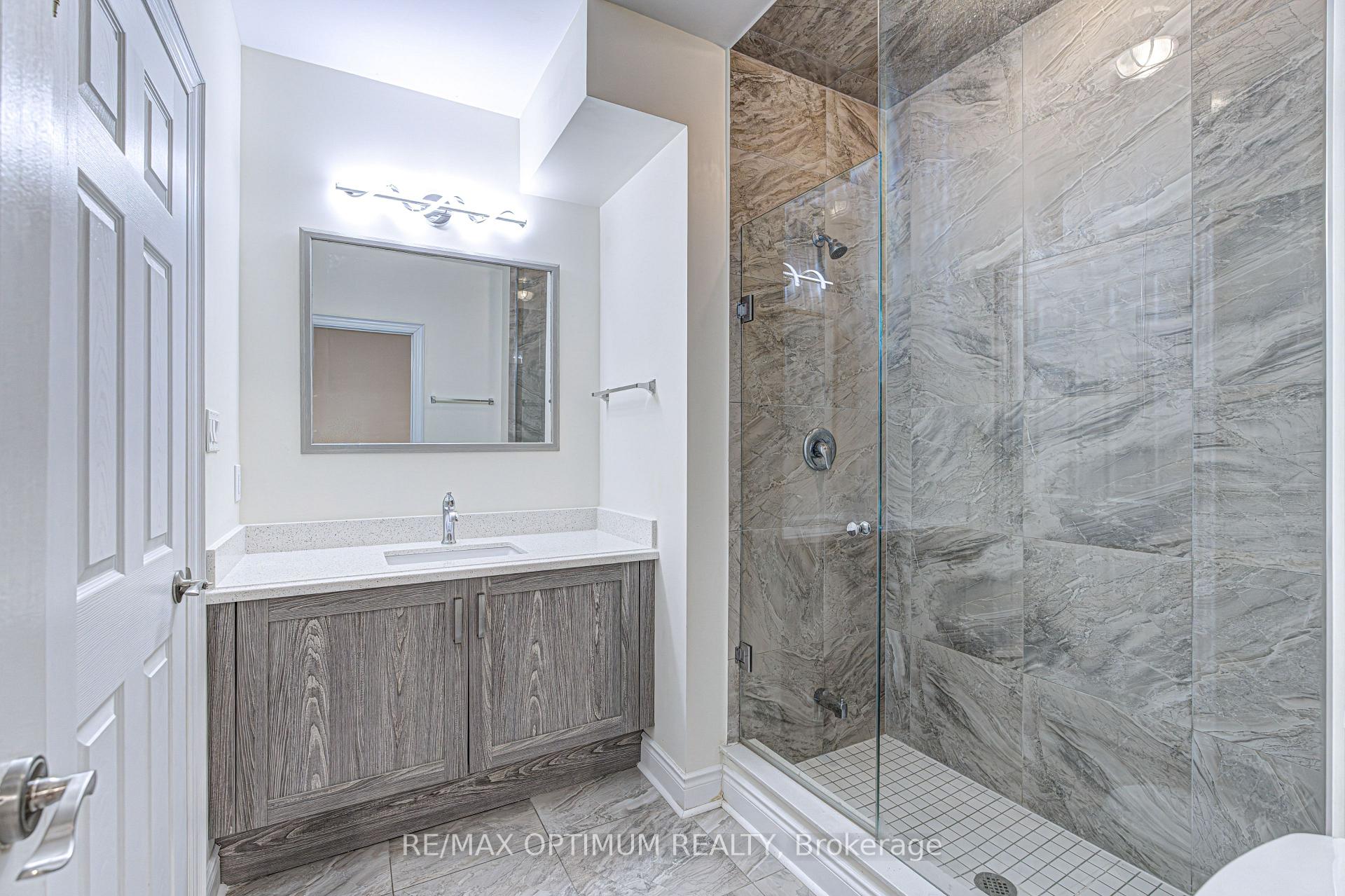 Photo 46 of 80 Royal West Drive, Brampton, Credit Valley — HOMEH