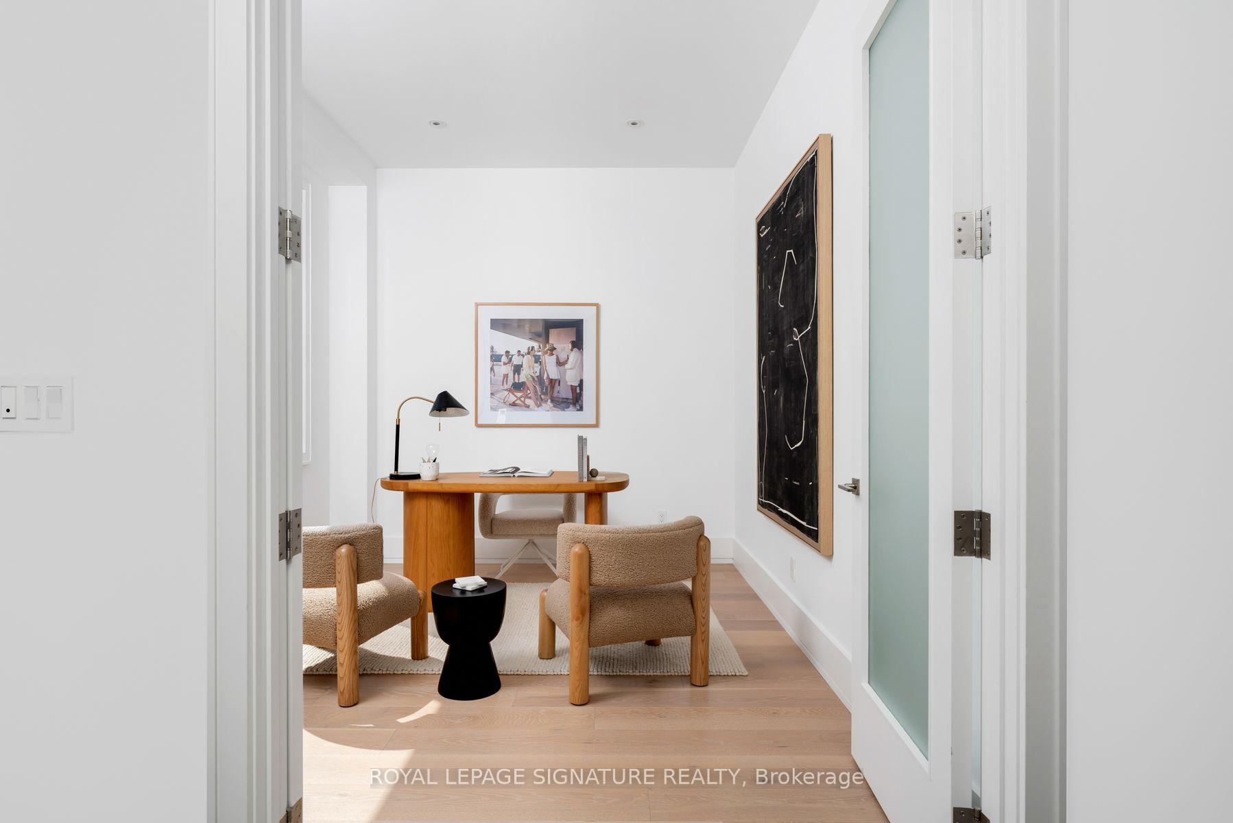 Photo 4 of 34 Edgecroft Road, Etobicoke, Stonegate-Queensway — HOMEH