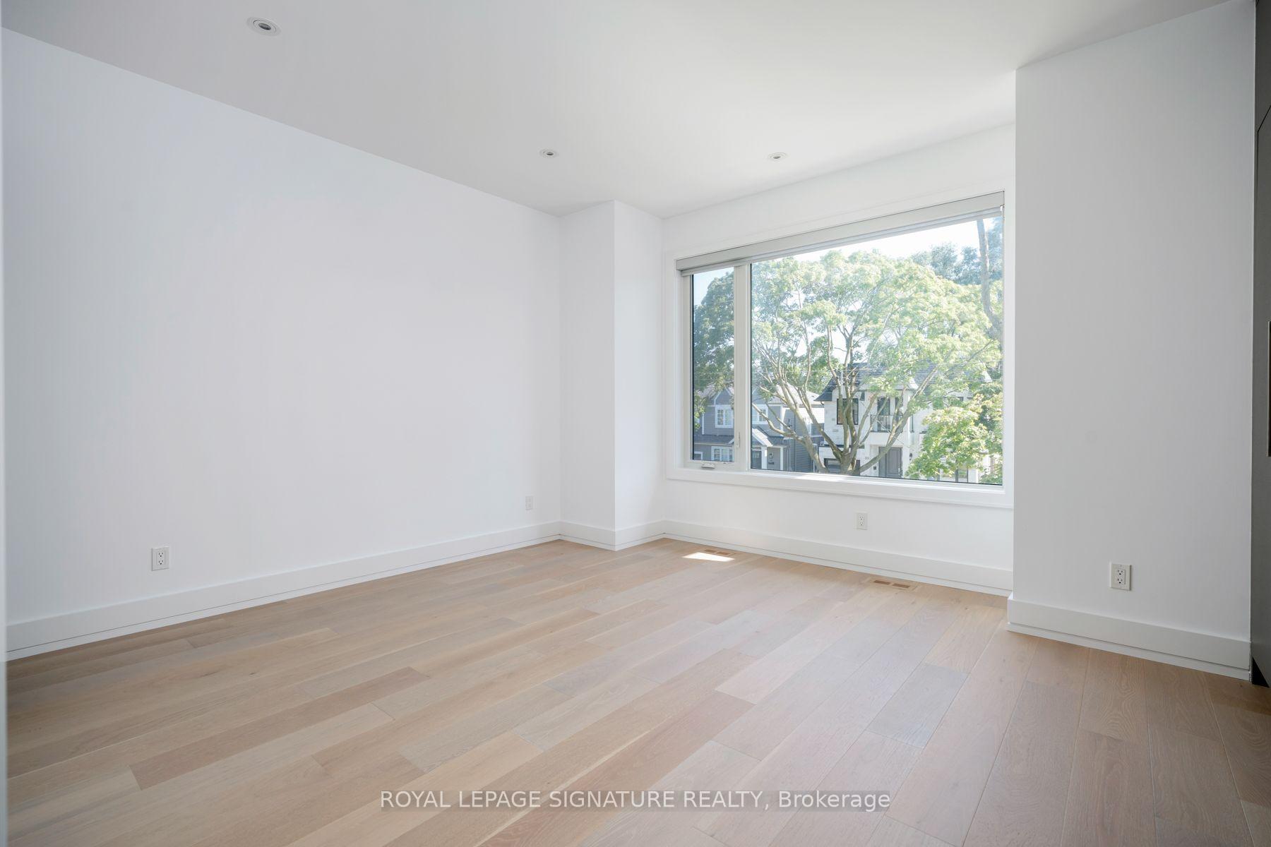 Photo 38 of 34 Edgecroft Road, Etobicoke, Stonegate-Queensway — HOMEH