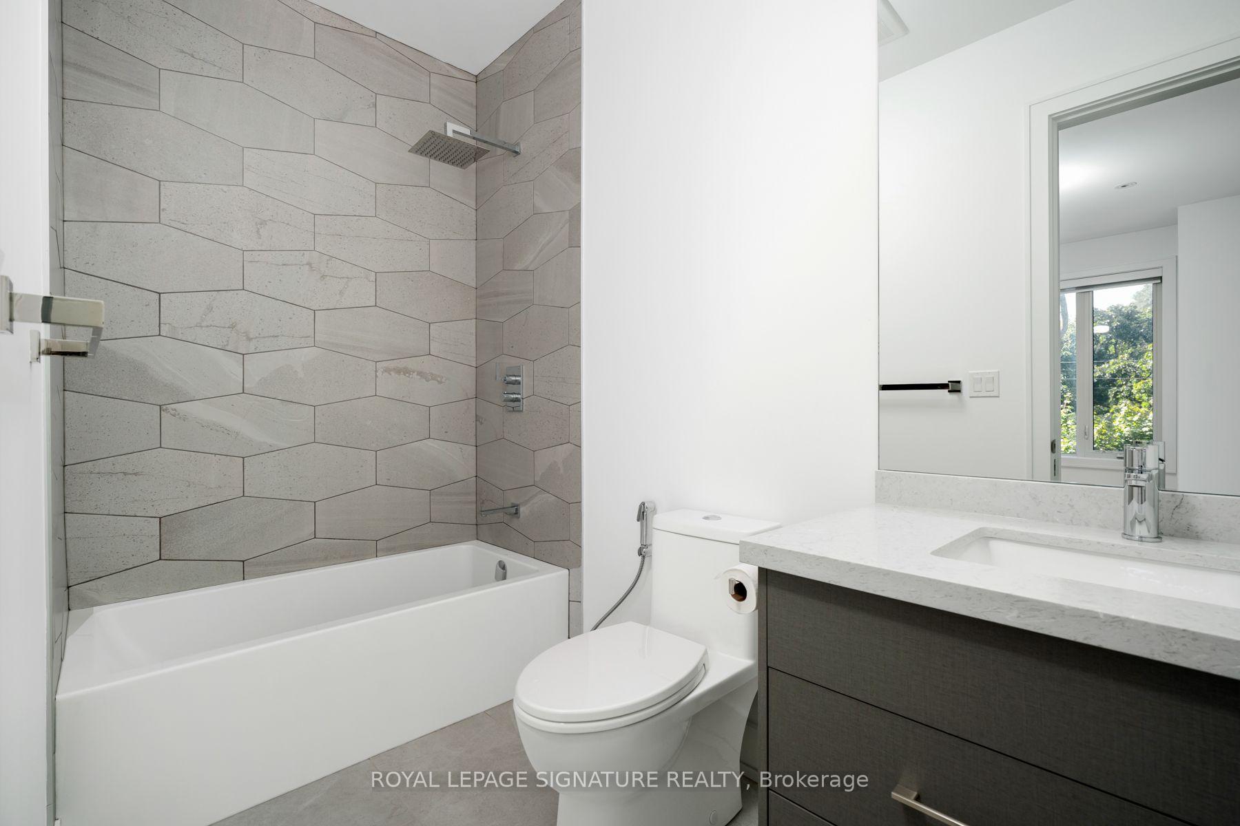 Photo 39 of 34 Edgecroft Road, Etobicoke, Stonegate-Queensway — HOMEH