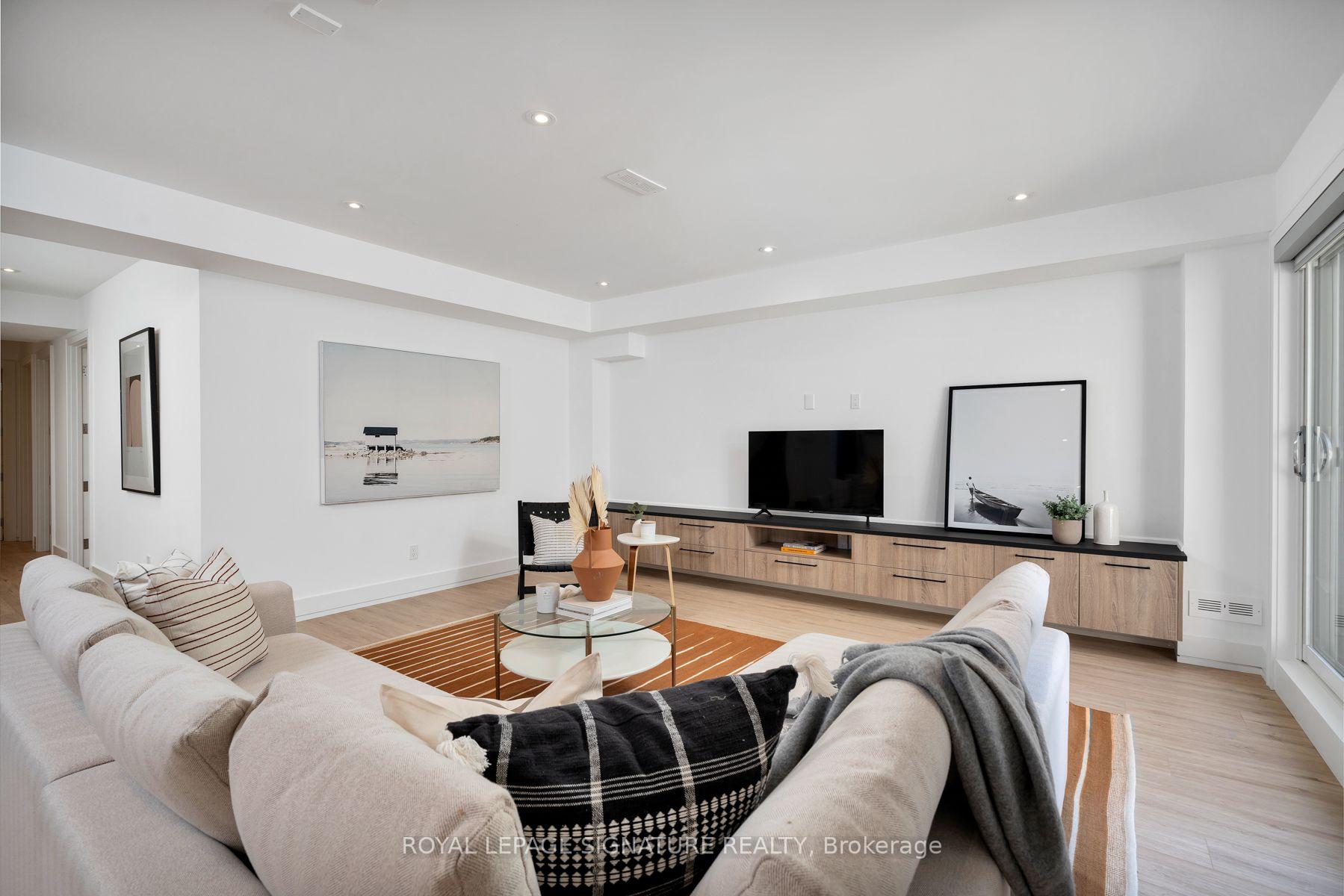 Photo 41 of 34 Edgecroft Road, Etobicoke, Stonegate-Queensway — HOMEH