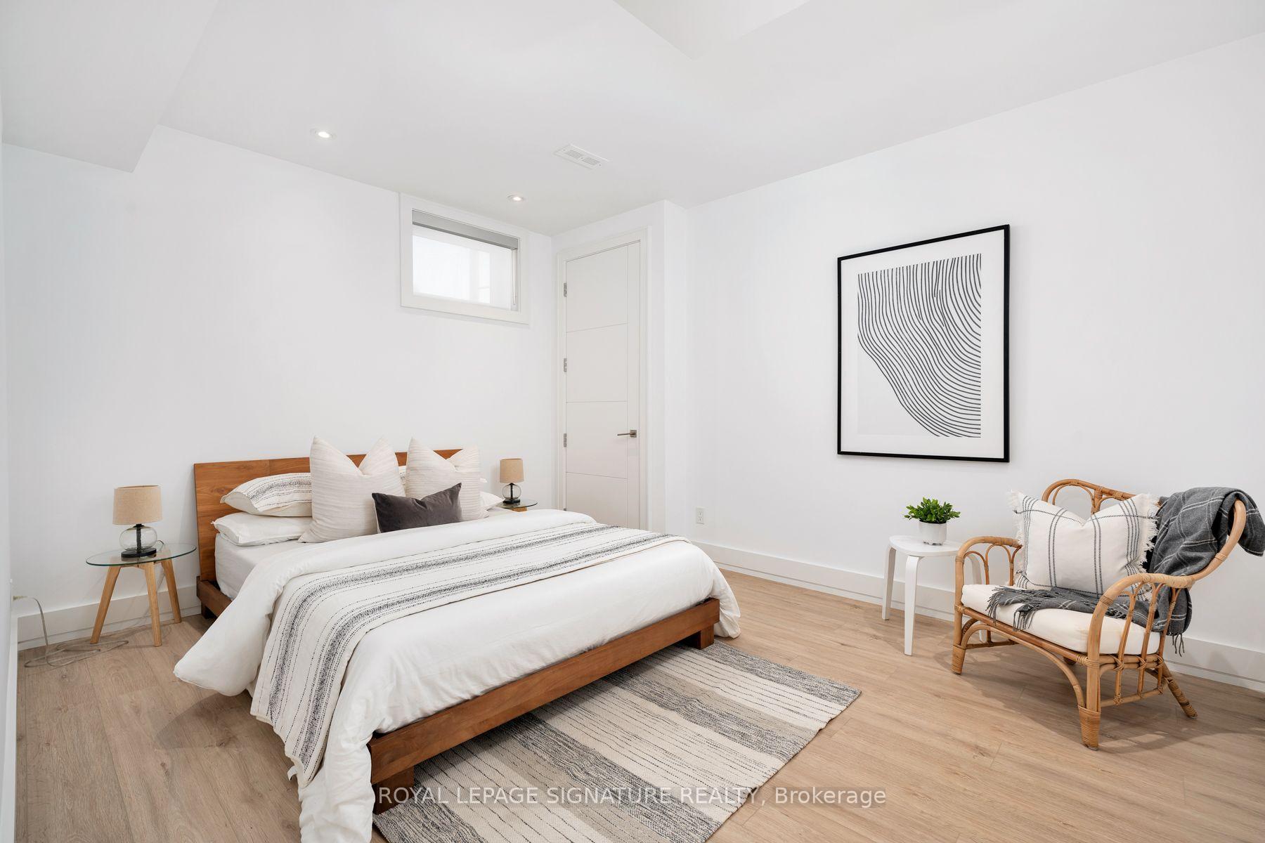 Photo 44 of 34 Edgecroft Road, Etobicoke, Stonegate-Queensway — HOMEH