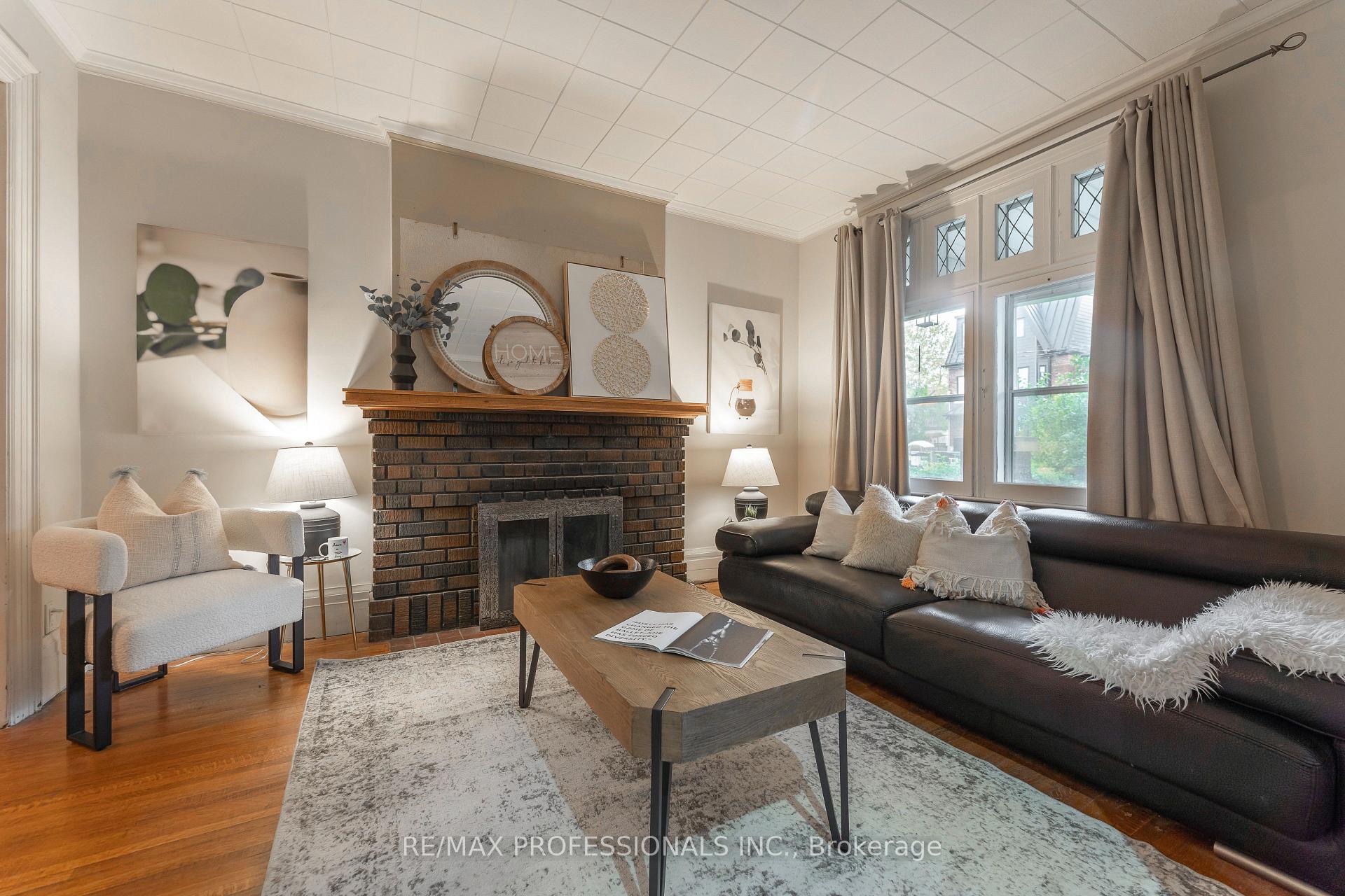 Photo 3 of 181 Garden Avenue, Toronto, Roncesvalles — HOMEH