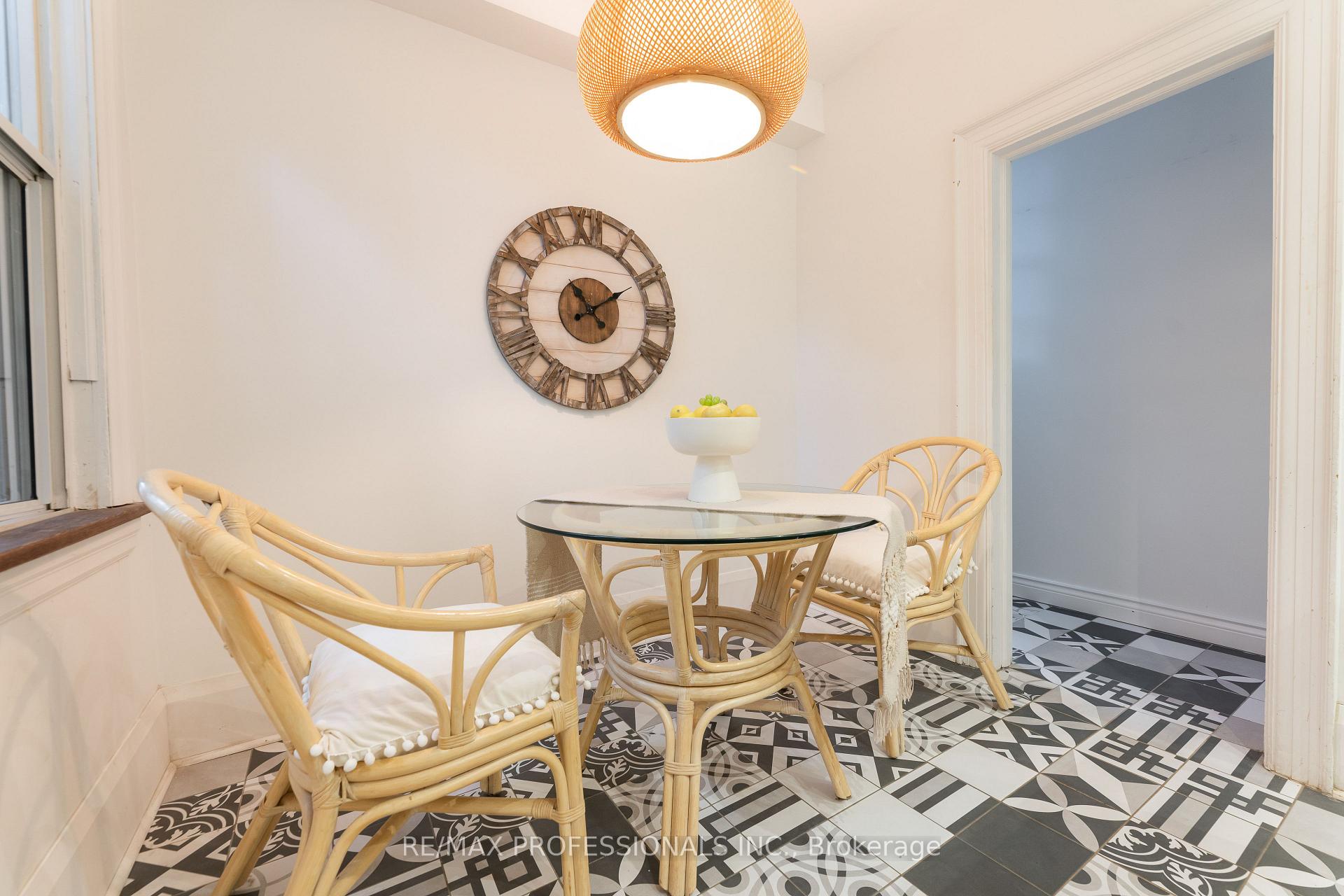 Photo 13 of 181 Garden Avenue, Toronto, Roncesvalles — HOMEH