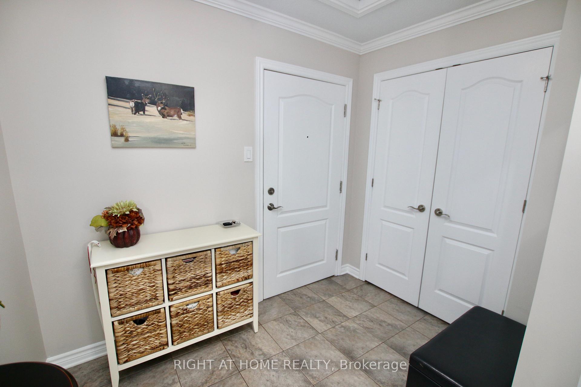 Photo 4 of Unit 301, 2 Warner Street, Russell, Village of Russell — HOMEH