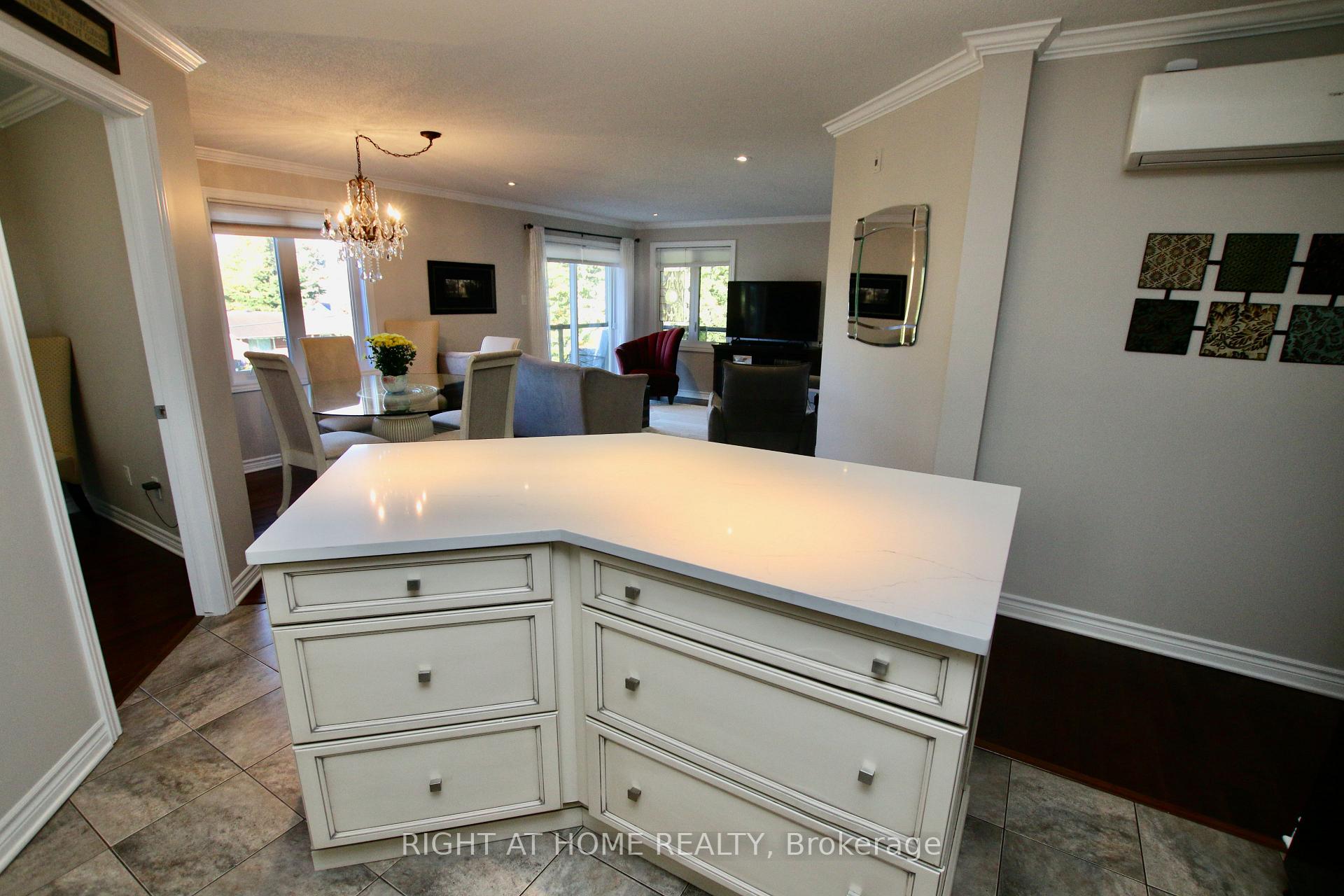 Photo 15 of Unit 301, 2 Warner Street, Russell, Village of Russell — HOMEH