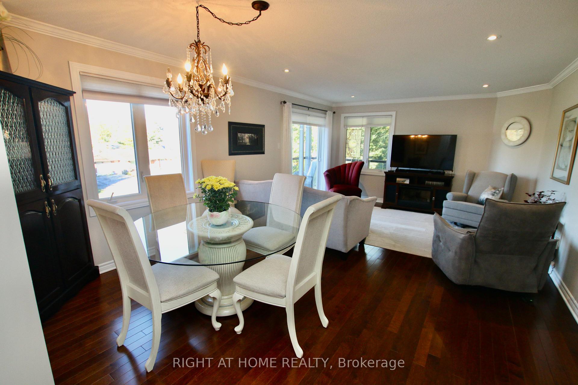 Photo 18 of Unit 301, 2 Warner Street, Russell, Village of Russell — HOMEH
