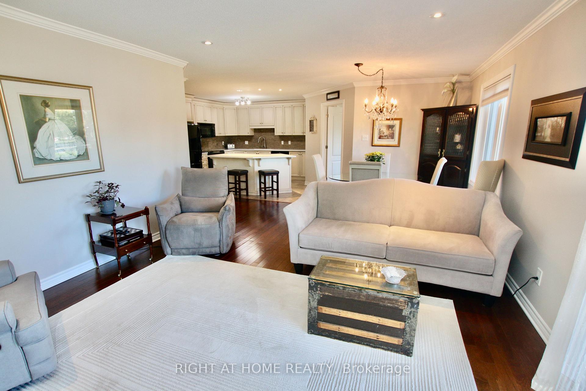 Photo 22 of Unit 301, 2 Warner Street, Russell, Village of Russell — HOMEH