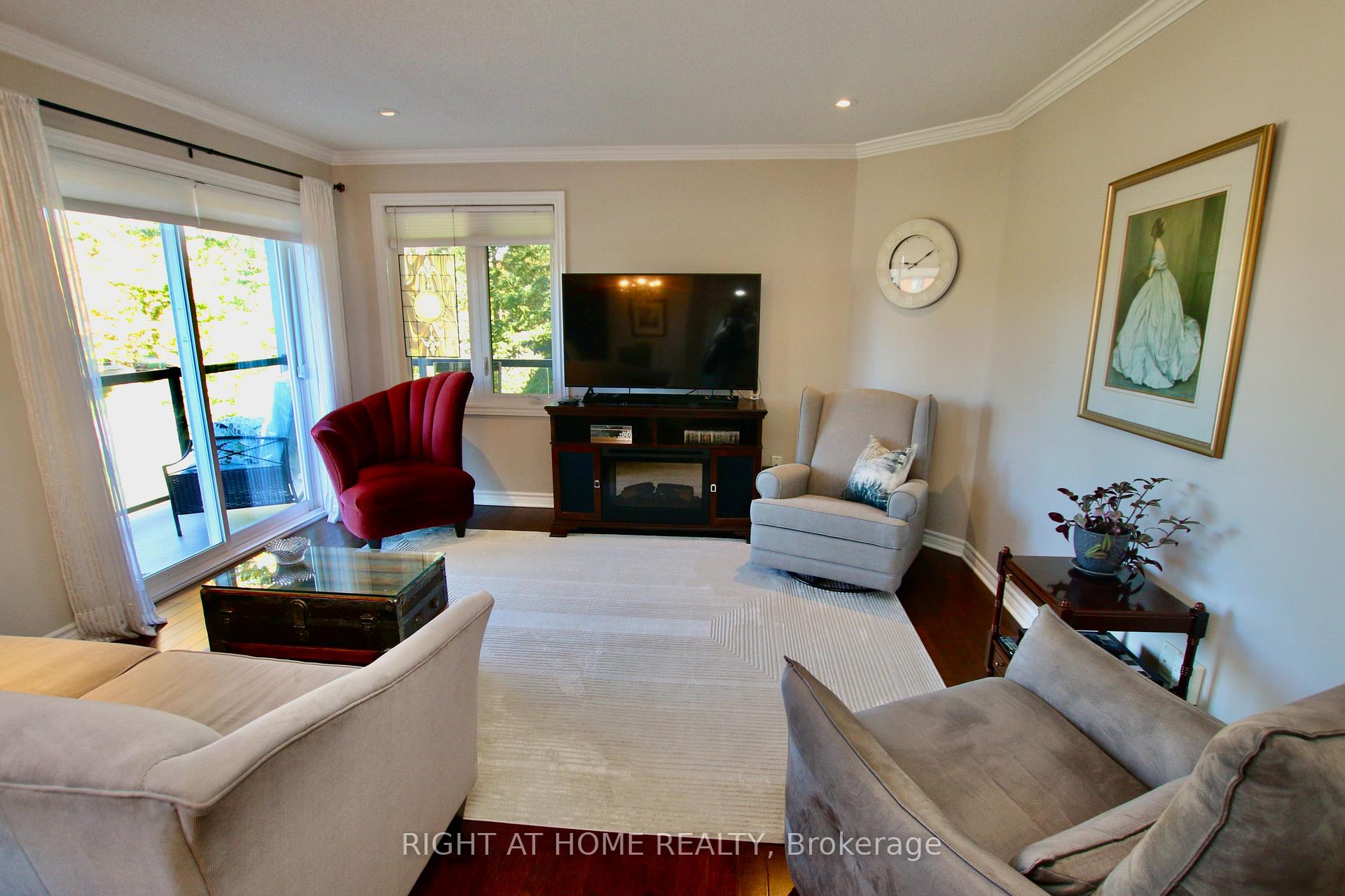 Photo 23 of Unit 301, 2 Warner Street, Russell, Village of Russell — HOMEH