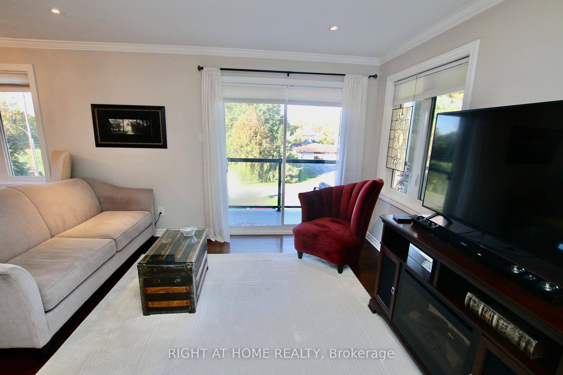 Photo 25 of Unit 301, 2 Warner Street, Russell, Village of Russell — HOMEH