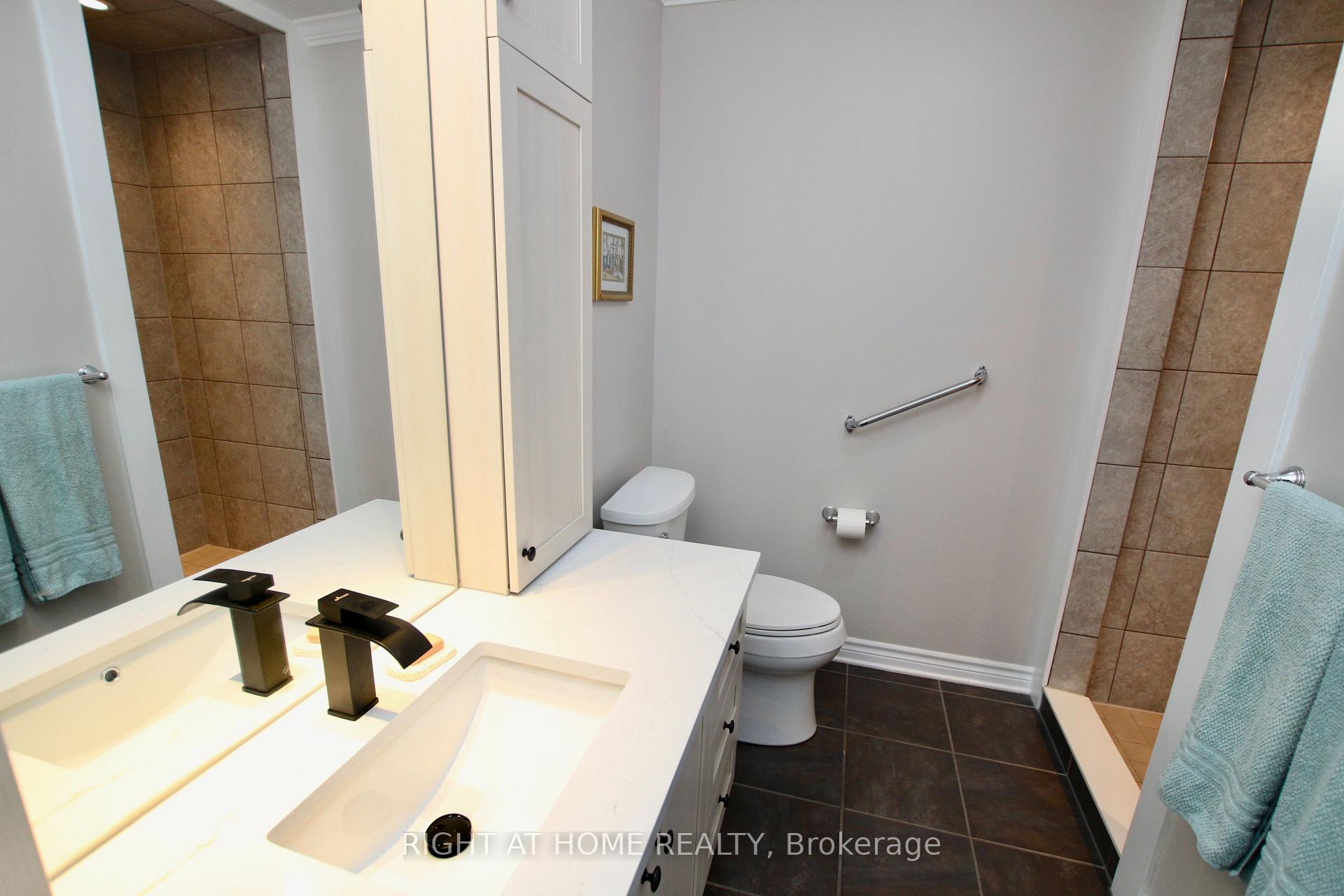Photo 30 of Unit 301, 2 Warner Street, Russell, Village of Russell — HOMEH