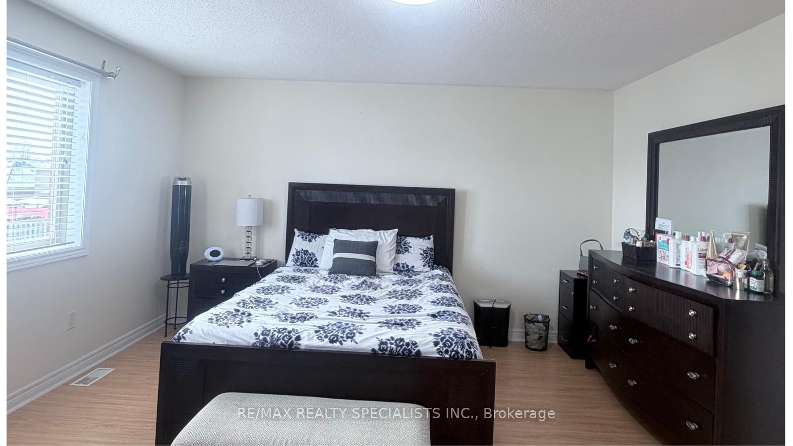 Photo 8 of 14 Viceroy Crescent, Brampton, Northwest Sandalwood Parkway — HOMEH