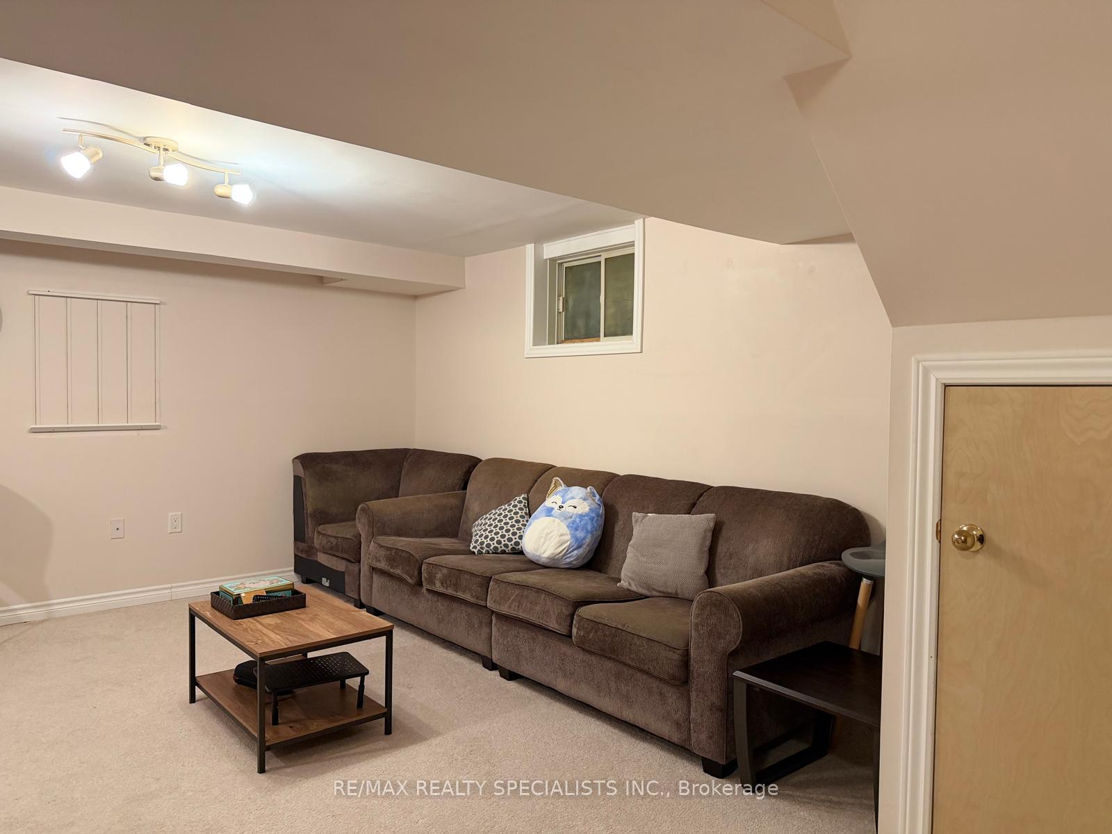 Photo 15 of 14 Viceroy Crescent, Brampton, Northwest Sandalwood Parkway — HOMEH