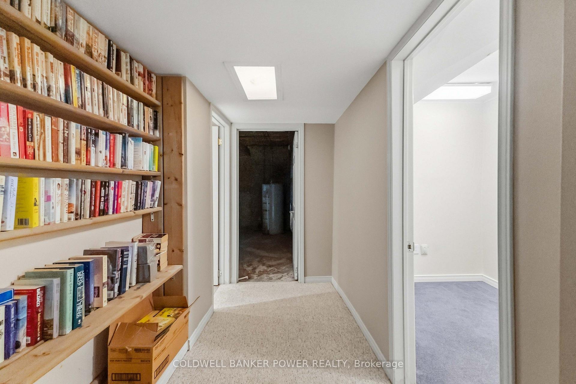 Photo 30 of 30 Four Oaks Crescent, London, South N — HOMEH