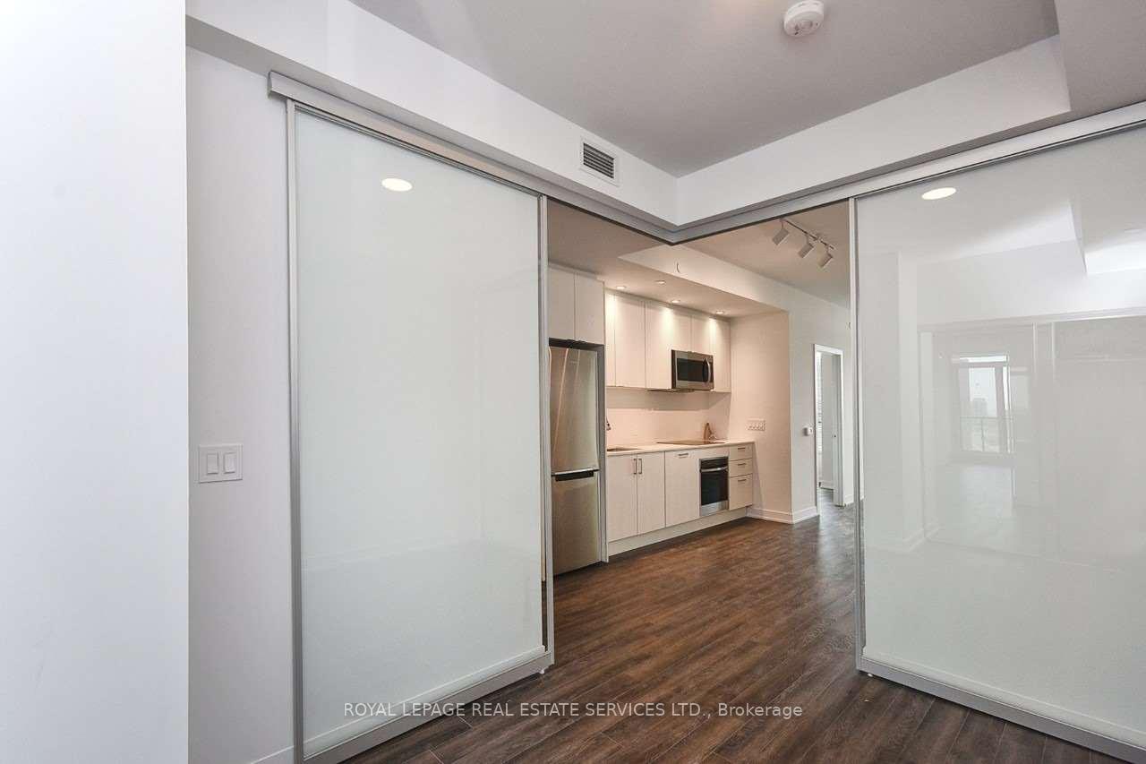 Photo 10 of Unit 3511, 1928 Lake Shore Boulevard W, Toronto, High Park-Swansea — HOMEH