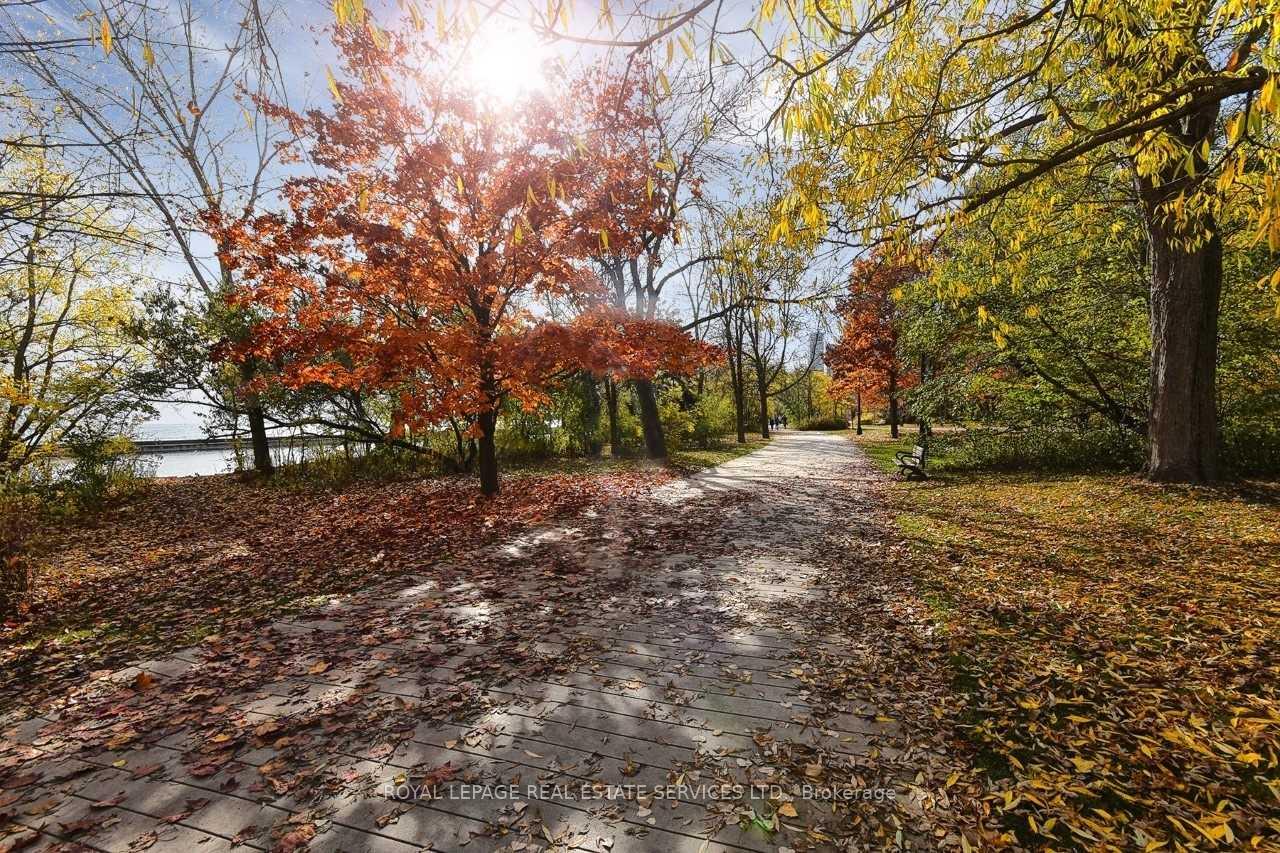 Photo 18 of Unit 3511, 1928 Lake Shore Boulevard W, Toronto, High Park-Swansea — HOMEH