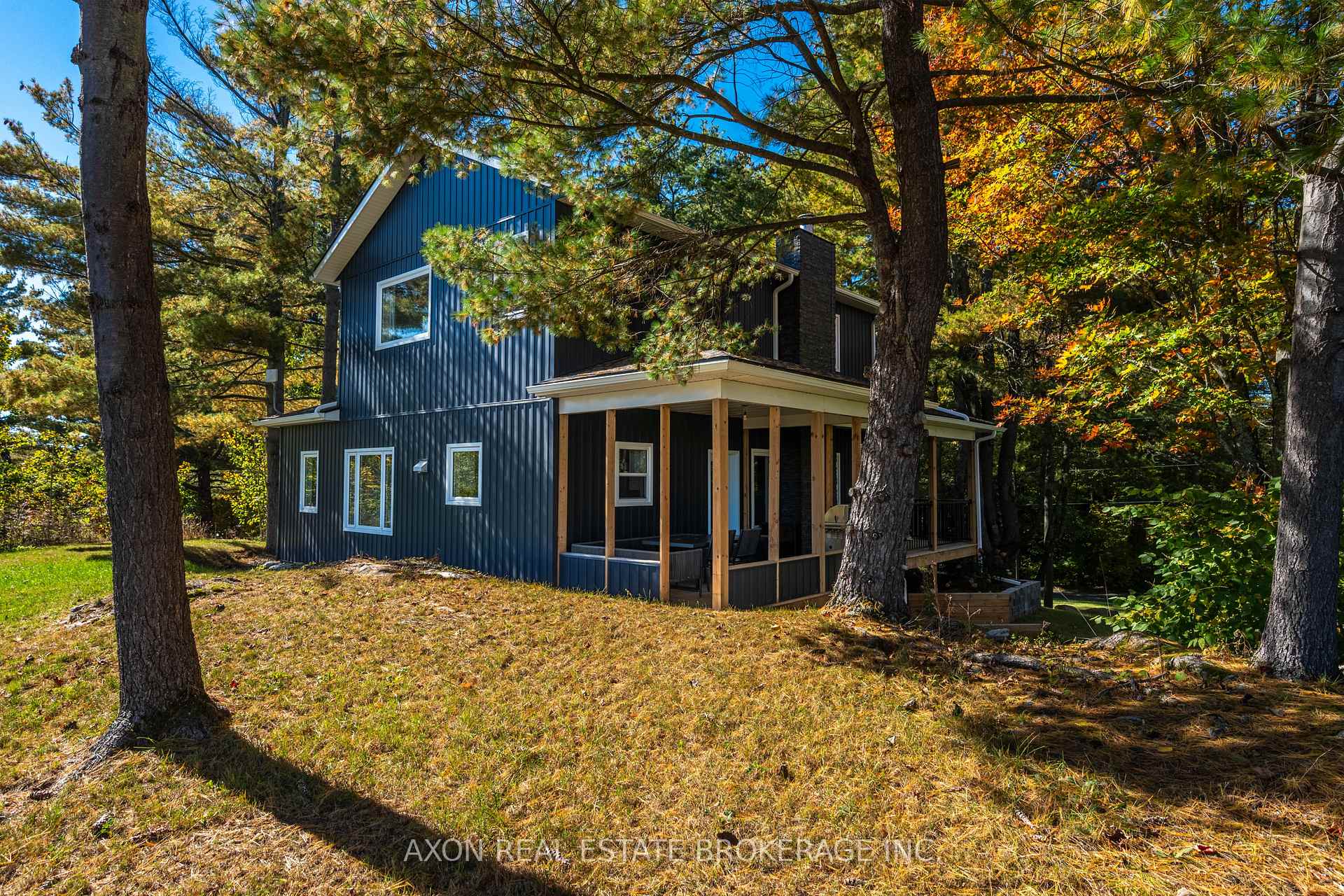 Photo 5 of 1022 Briscoe Bay Lane, Frontenac, Frontenac South — HOMEH