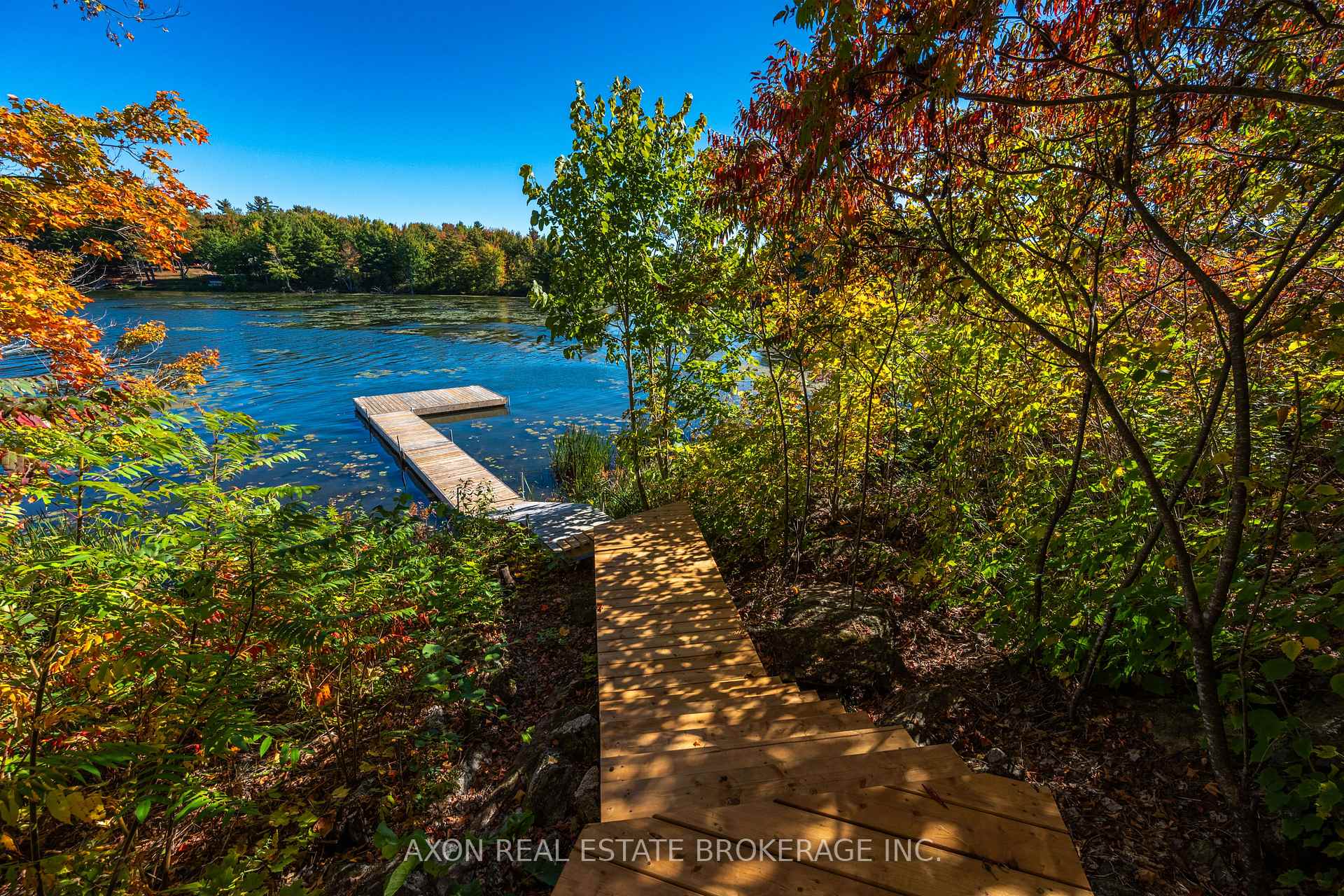 Photo 15 of 1022 Briscoe Bay Lane, Frontenac, Frontenac South — HOMEH