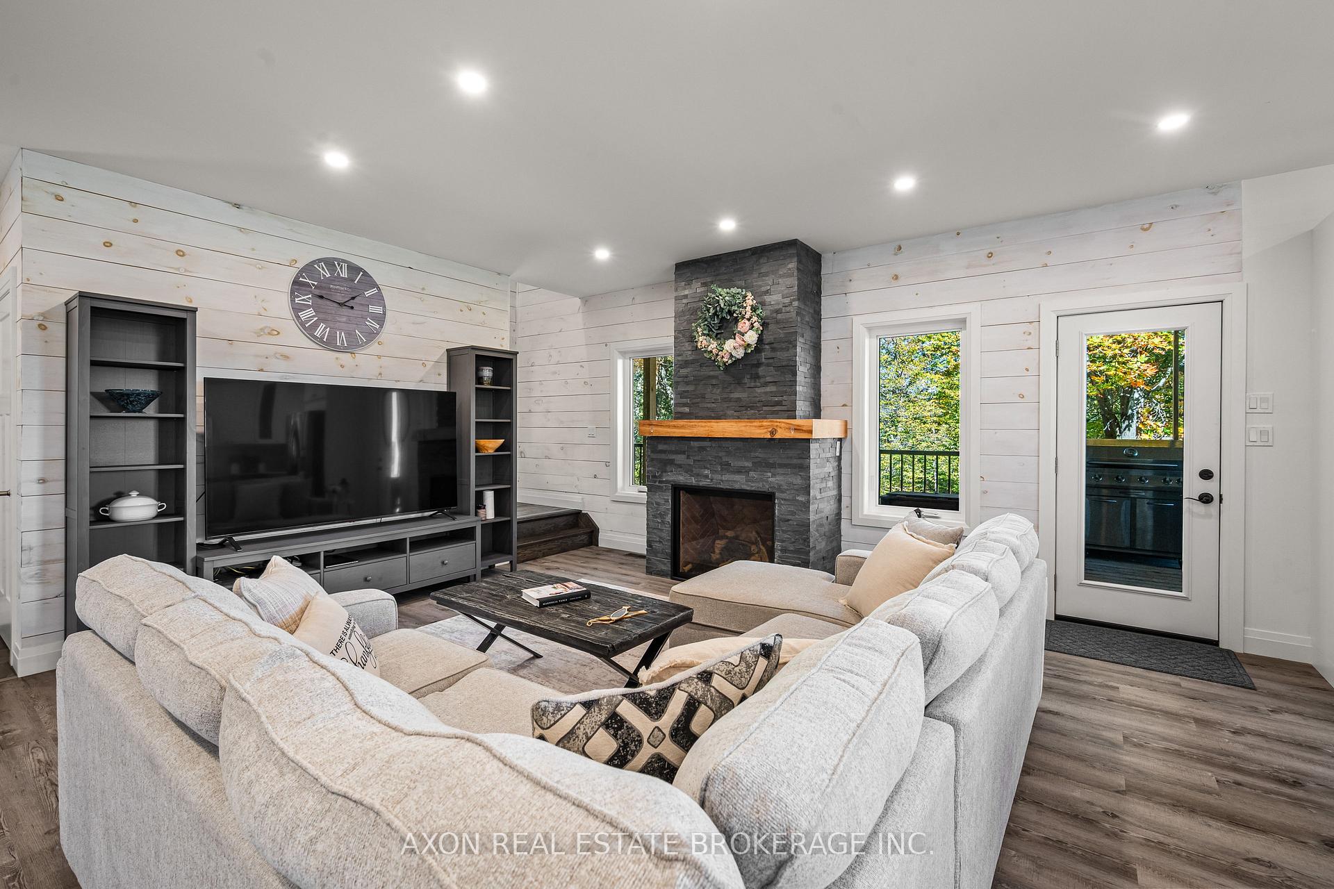 Photo 24 of 1022 Briscoe Bay Lane, Frontenac, Frontenac South — HOMEH