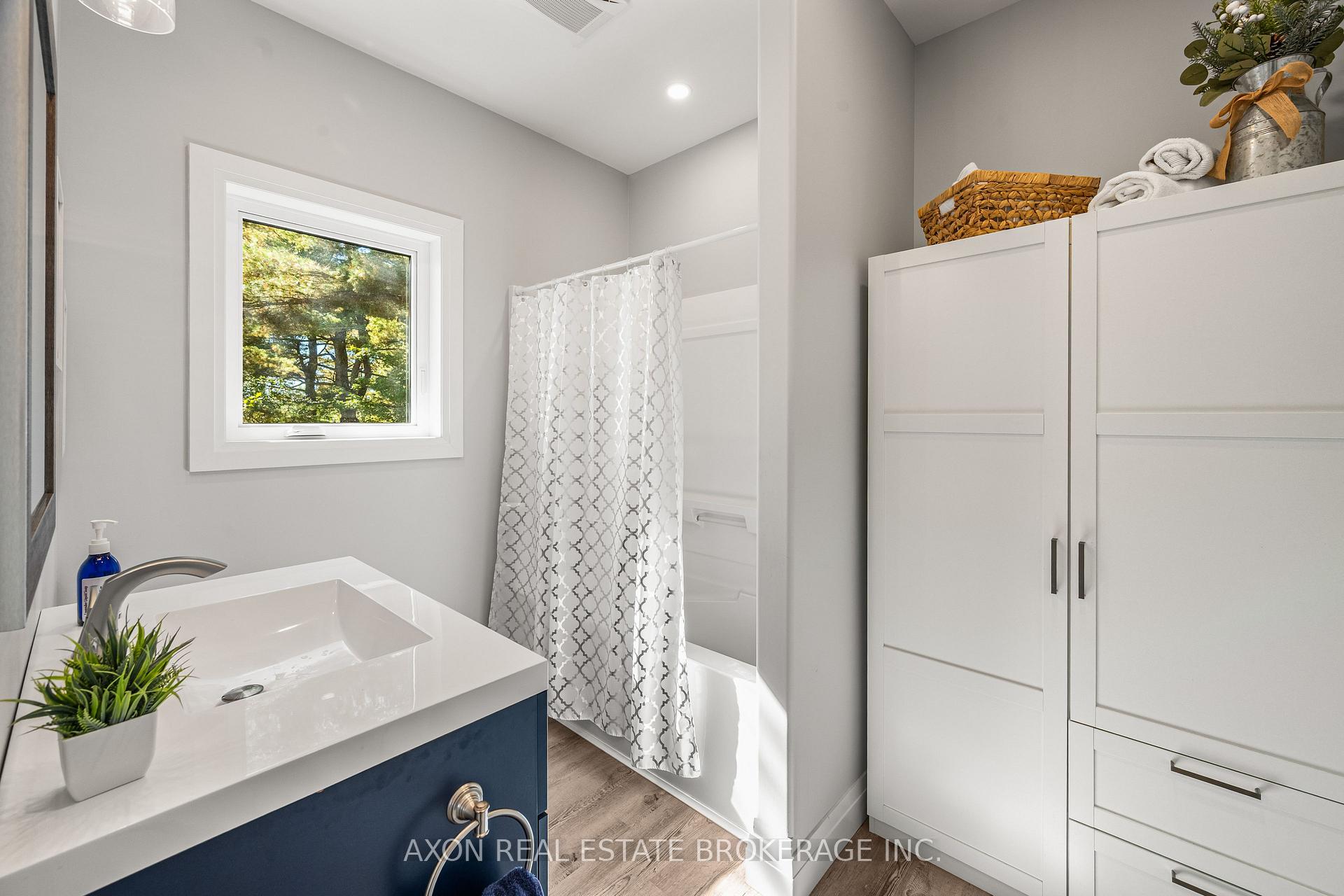 Photo 36 of 1022 Briscoe Bay Lane, Frontenac, Frontenac South — HOMEH