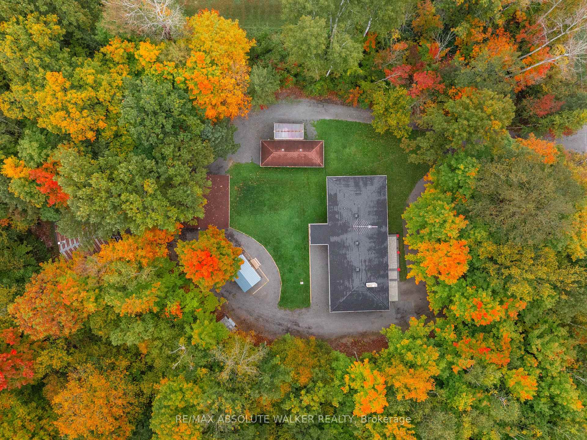 Photo 2 of 1679 Century Road E, Ottawa, Manotick South to Roger Stevens — HOMEH