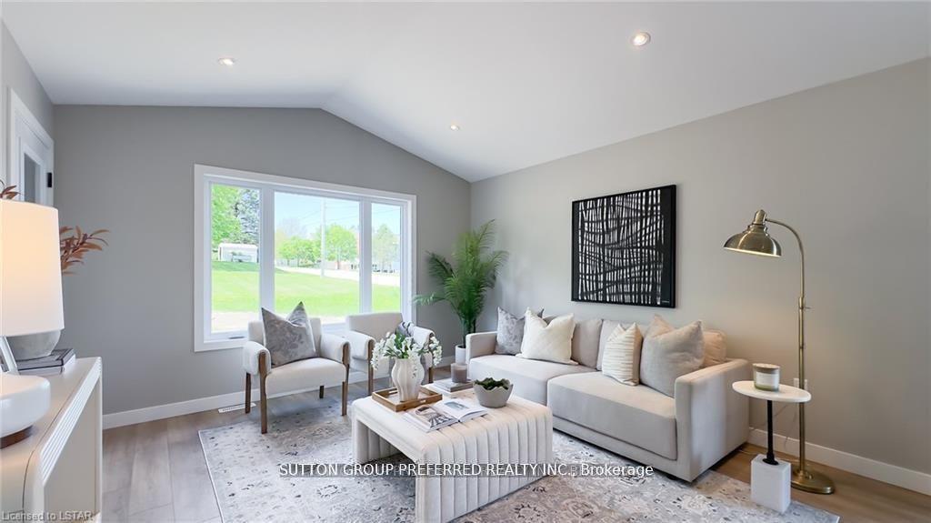 Photo 18 of 230 Beech Street, Central Huron, Clinton — HOMEH