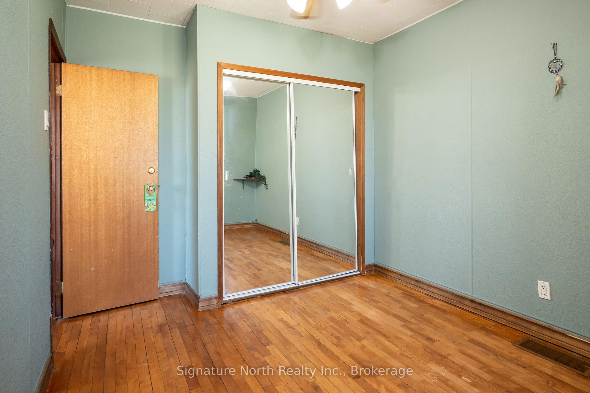 Photo 13 of 414 Northern Avenue, Thunder Bay, East End — HOMEH