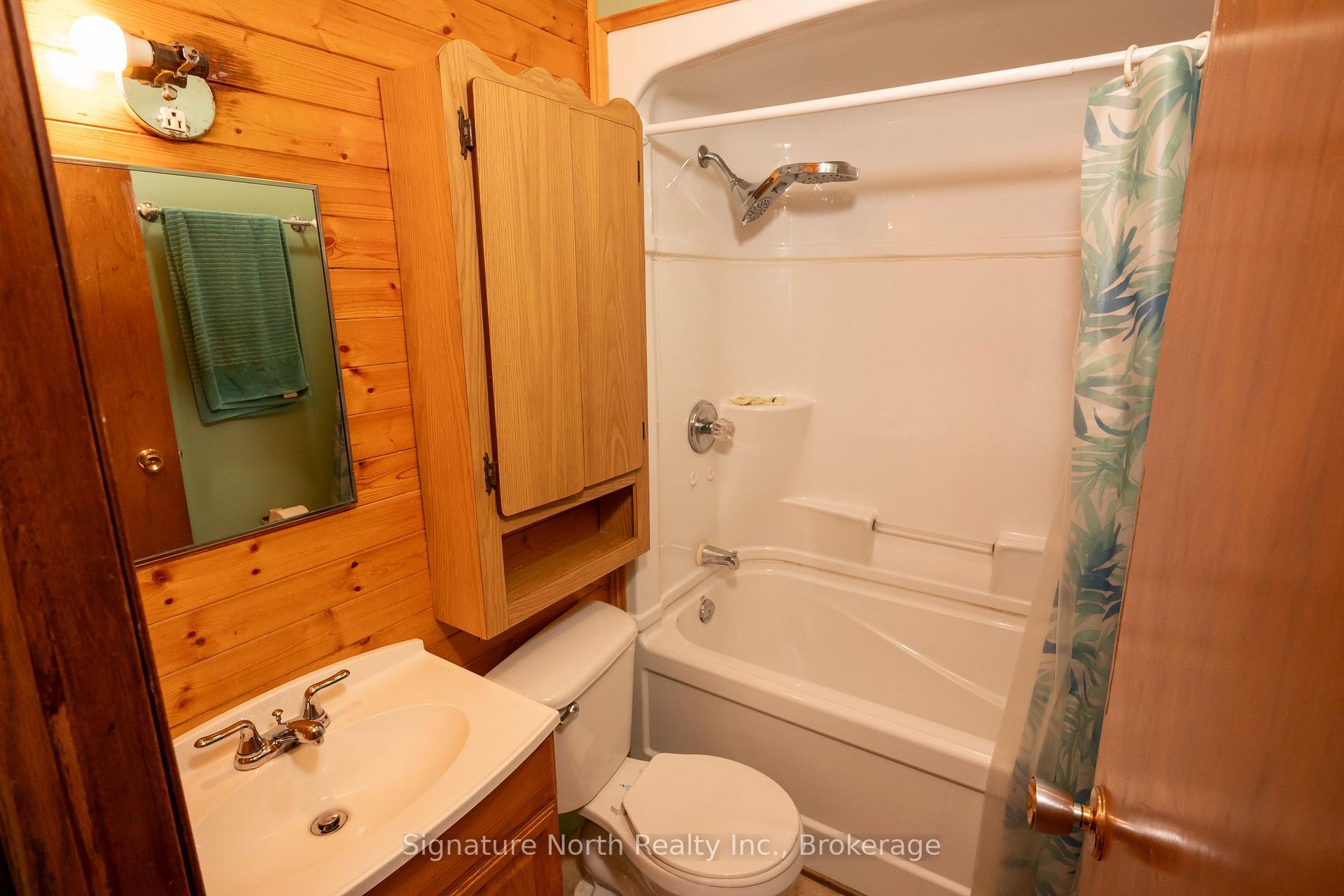 Photo 16 of 414 Northern Avenue, Thunder Bay, East End — HOMEH
