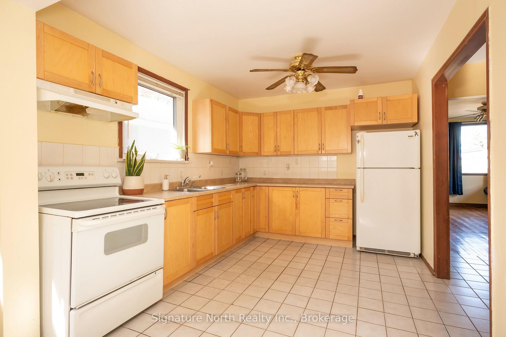 Photo 21 of 414 Northern Avenue, Thunder Bay, East End — HOMEH