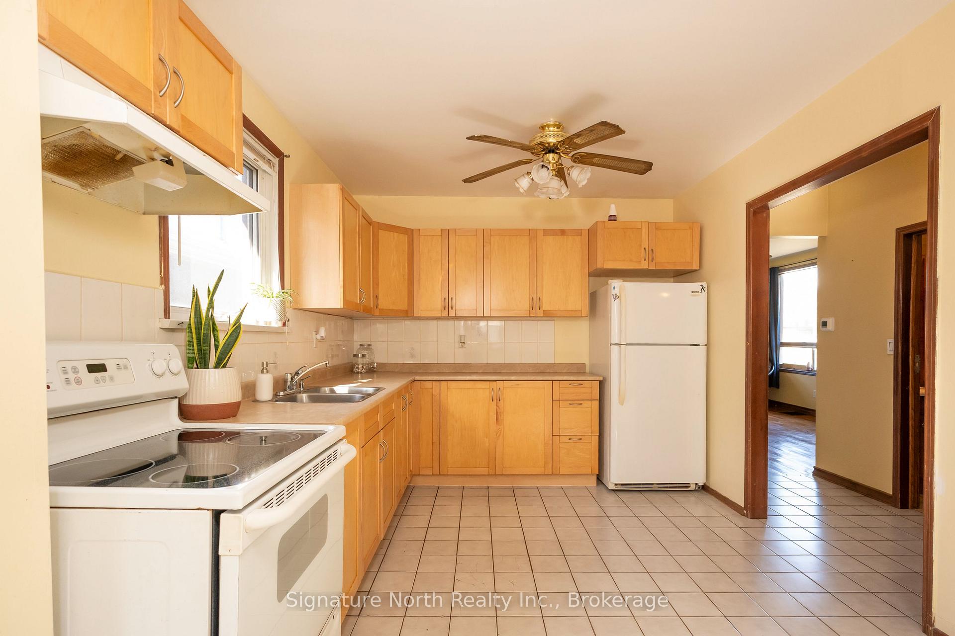 Photo 22 of 414 Northern Avenue, Thunder Bay, East End — HOMEH
