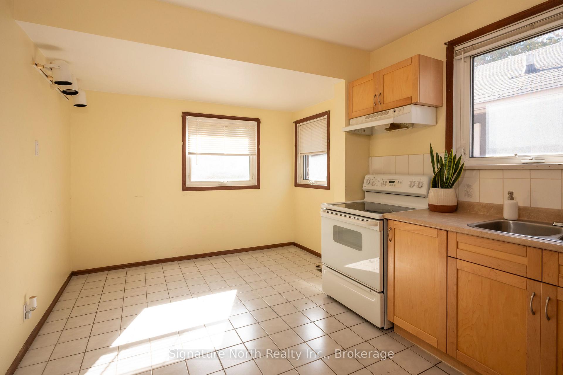 Photo 23 of 414 Northern Avenue, Thunder Bay, East End — HOMEH