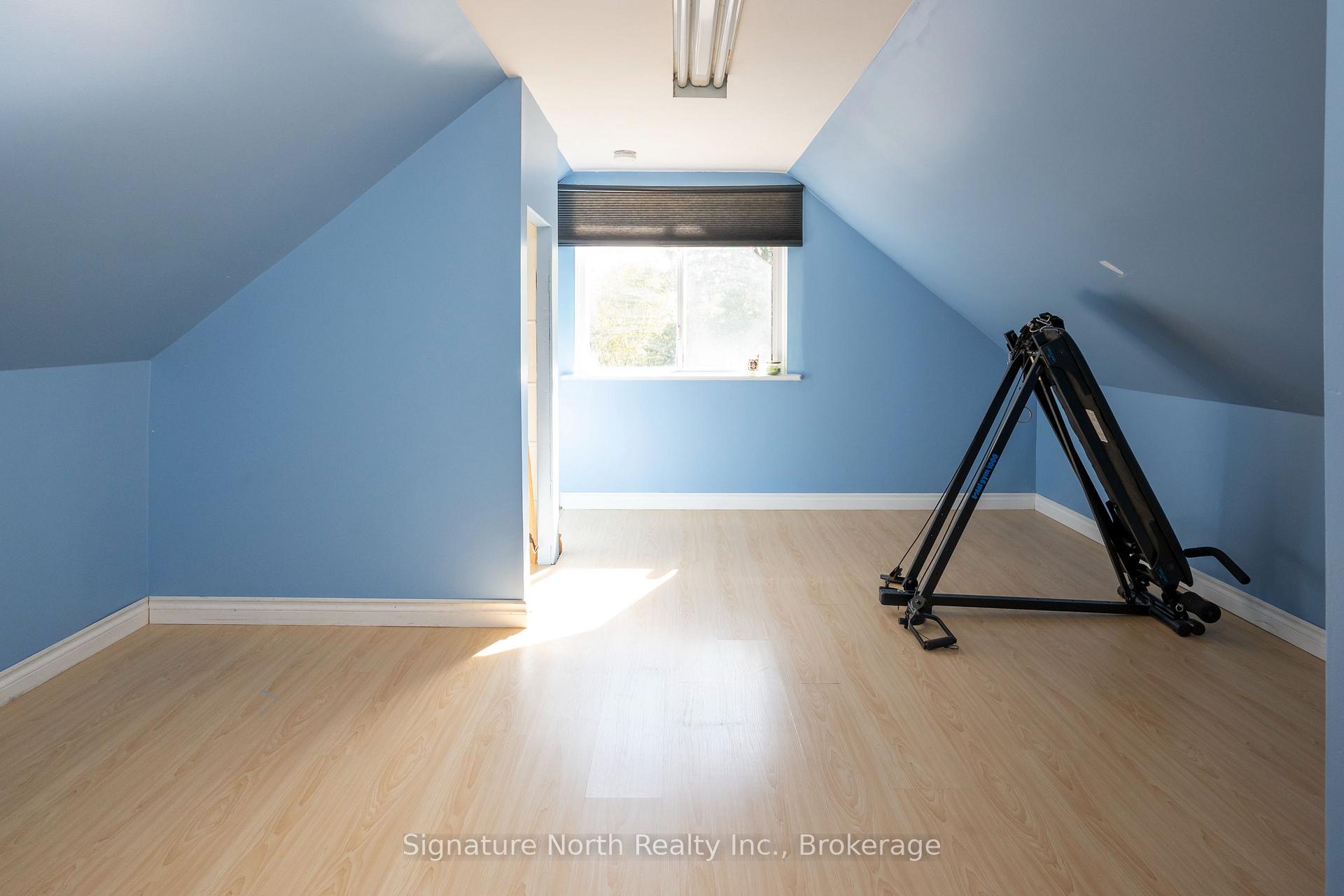 Photo 29 of 414 Northern Avenue, Thunder Bay, East End — HOMEH