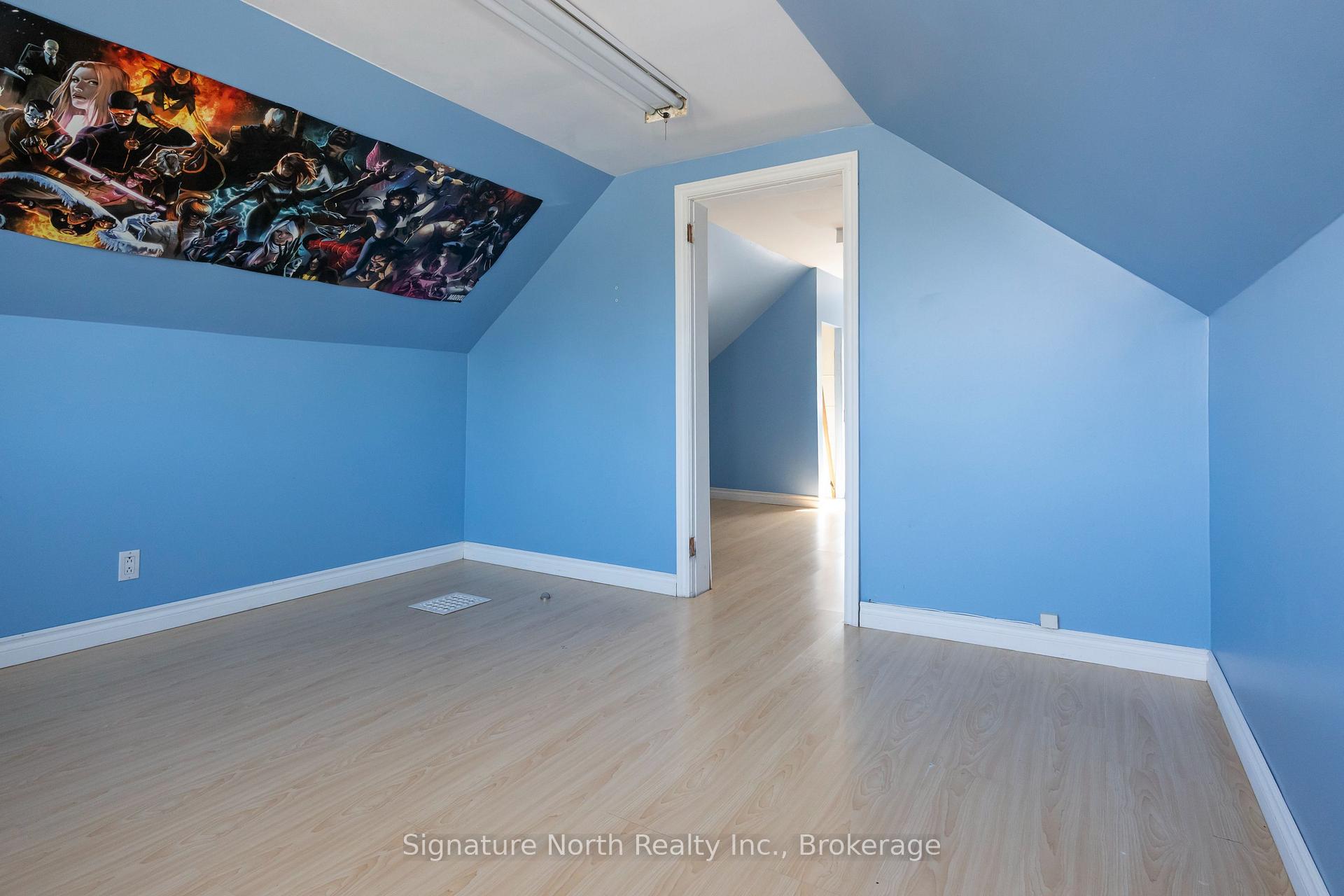 Photo 32 of 414 Northern Avenue, Thunder Bay, East End — HOMEH