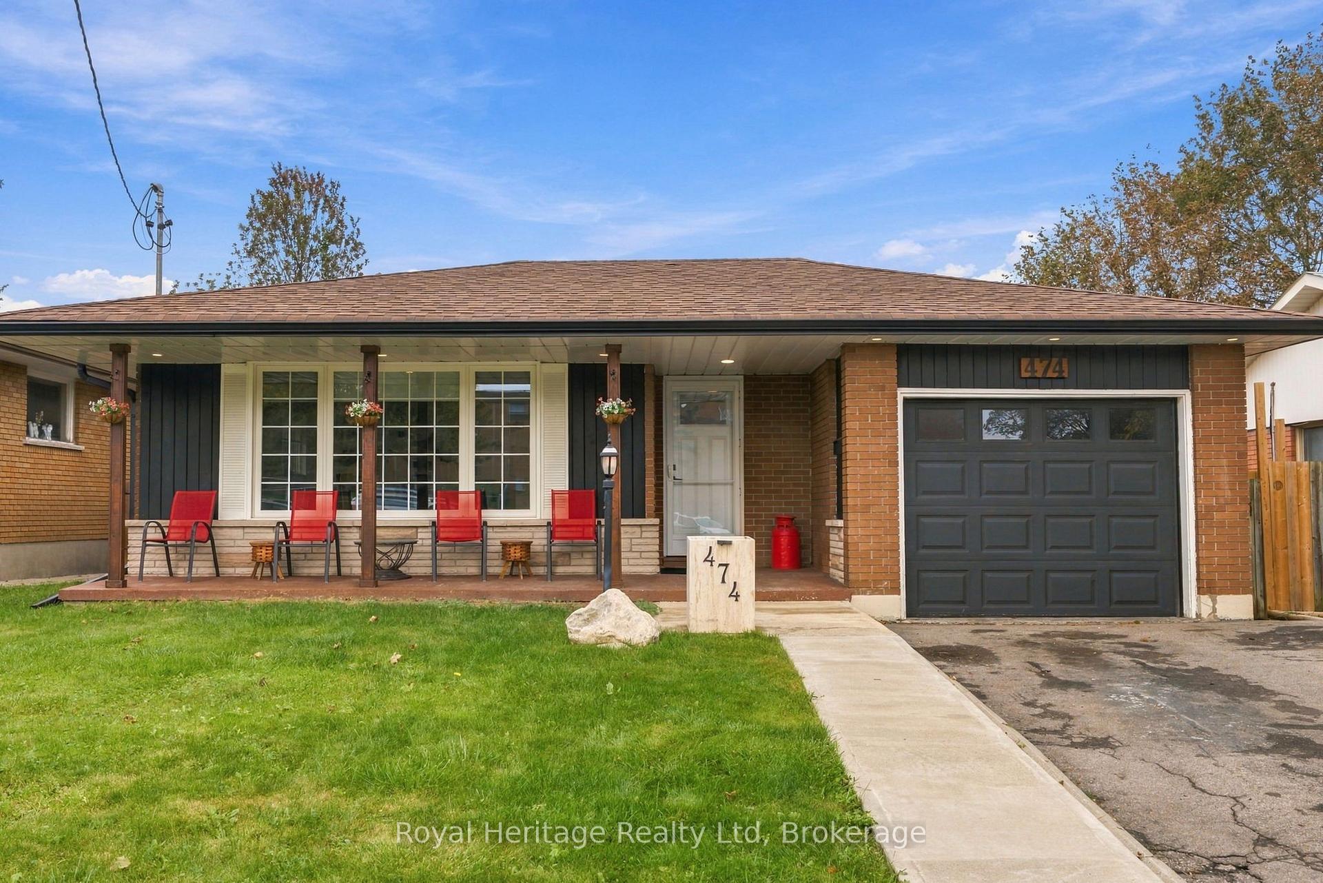 Photo of 474 Adelaide Avenue E