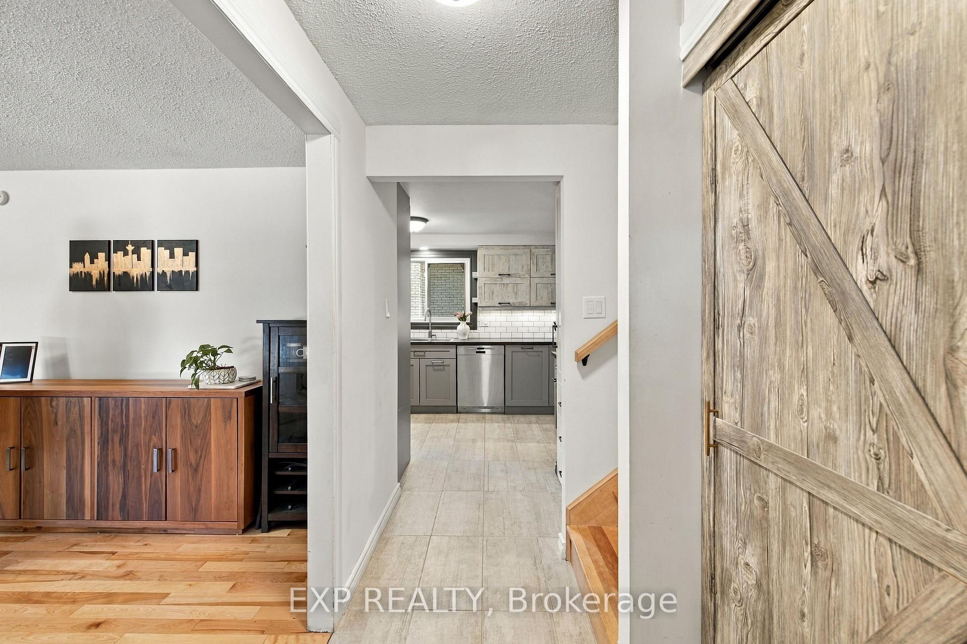 Photo 4 of 178 Laurentian Drive, Waterloo, Laurentian Hills — HOMEH