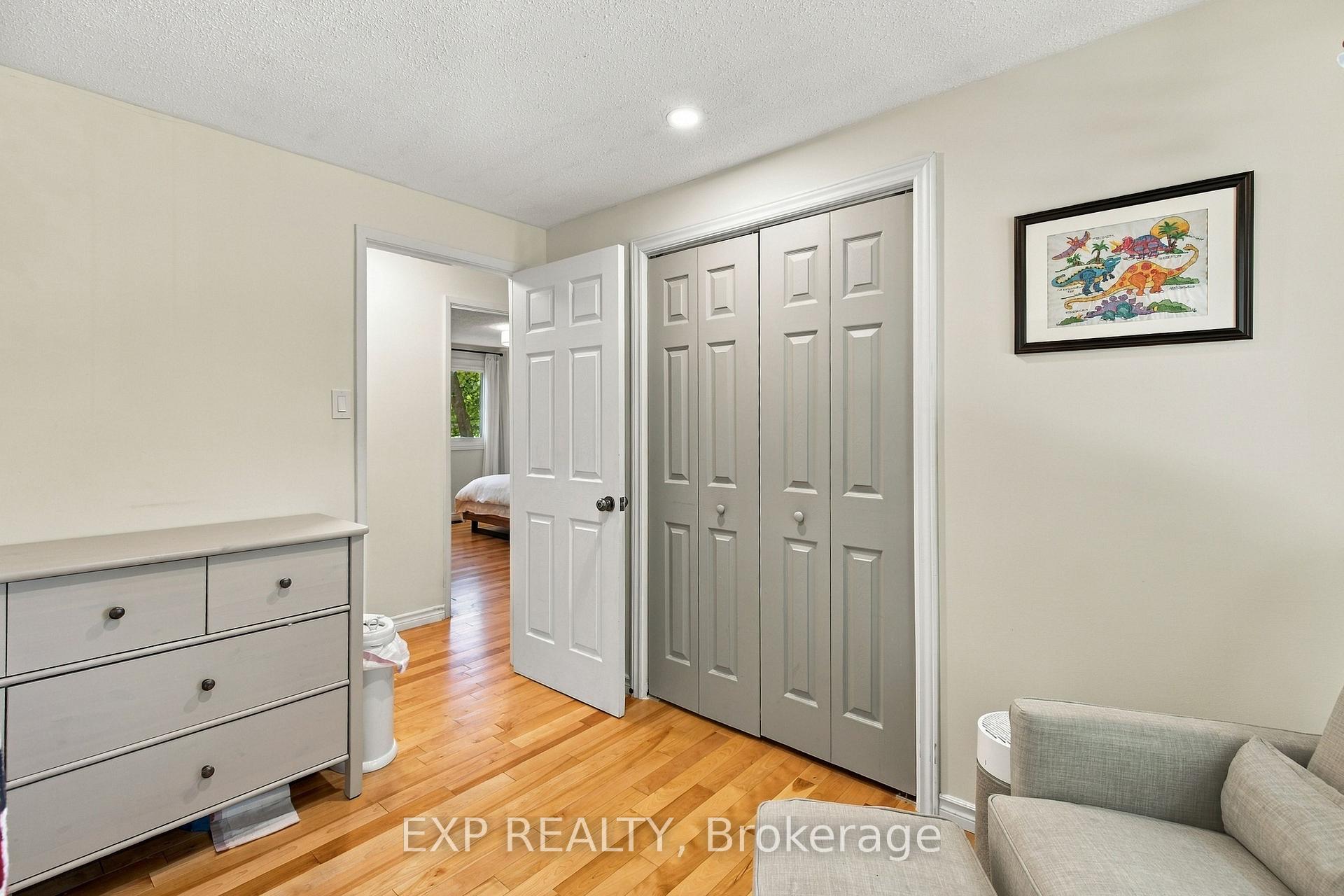 Photo 17 of 178 Laurentian Drive, Waterloo, Laurentian Hills — HOMEH