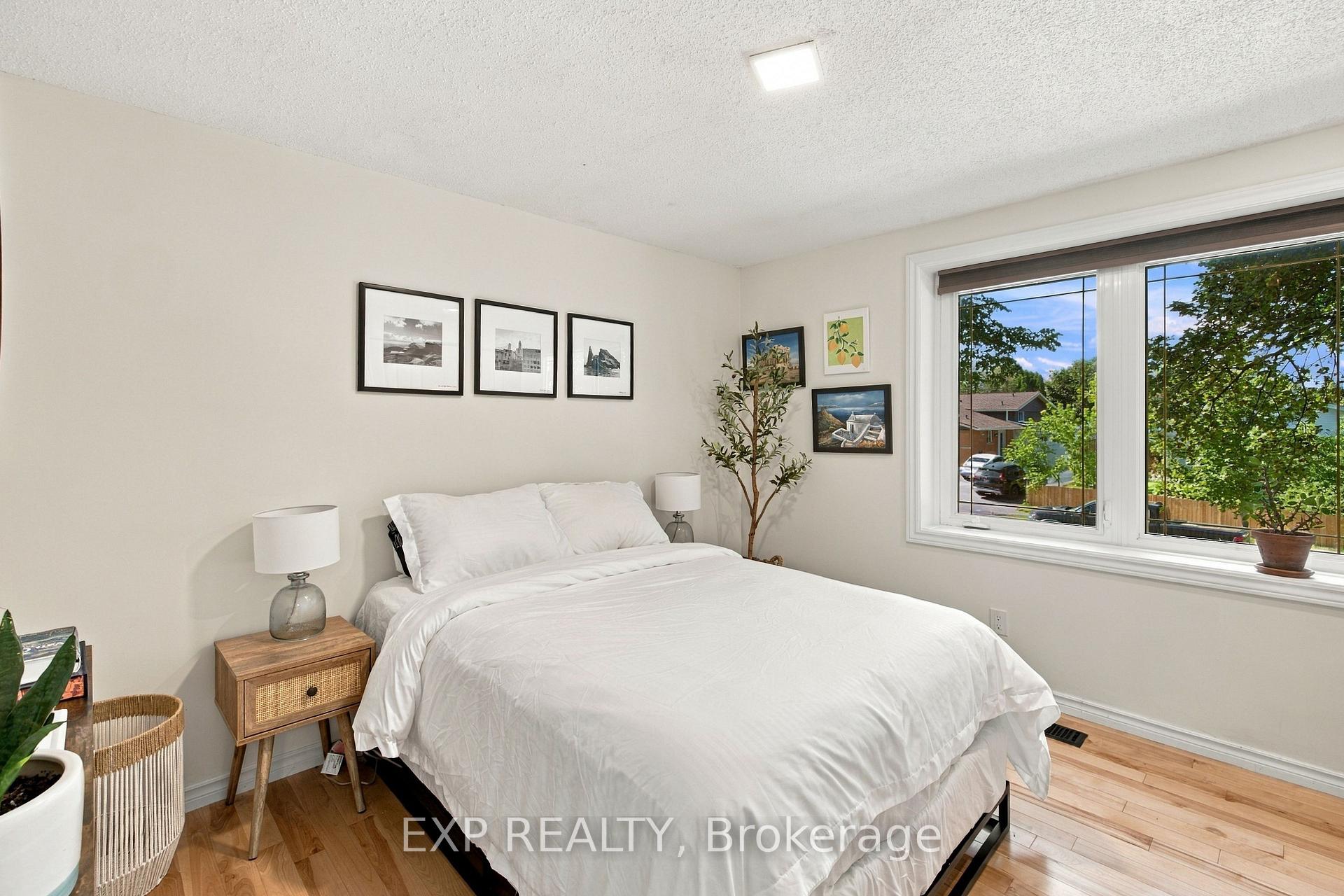 Photo 20 of 178 Laurentian Drive, Waterloo, Laurentian Hills — HOMEH