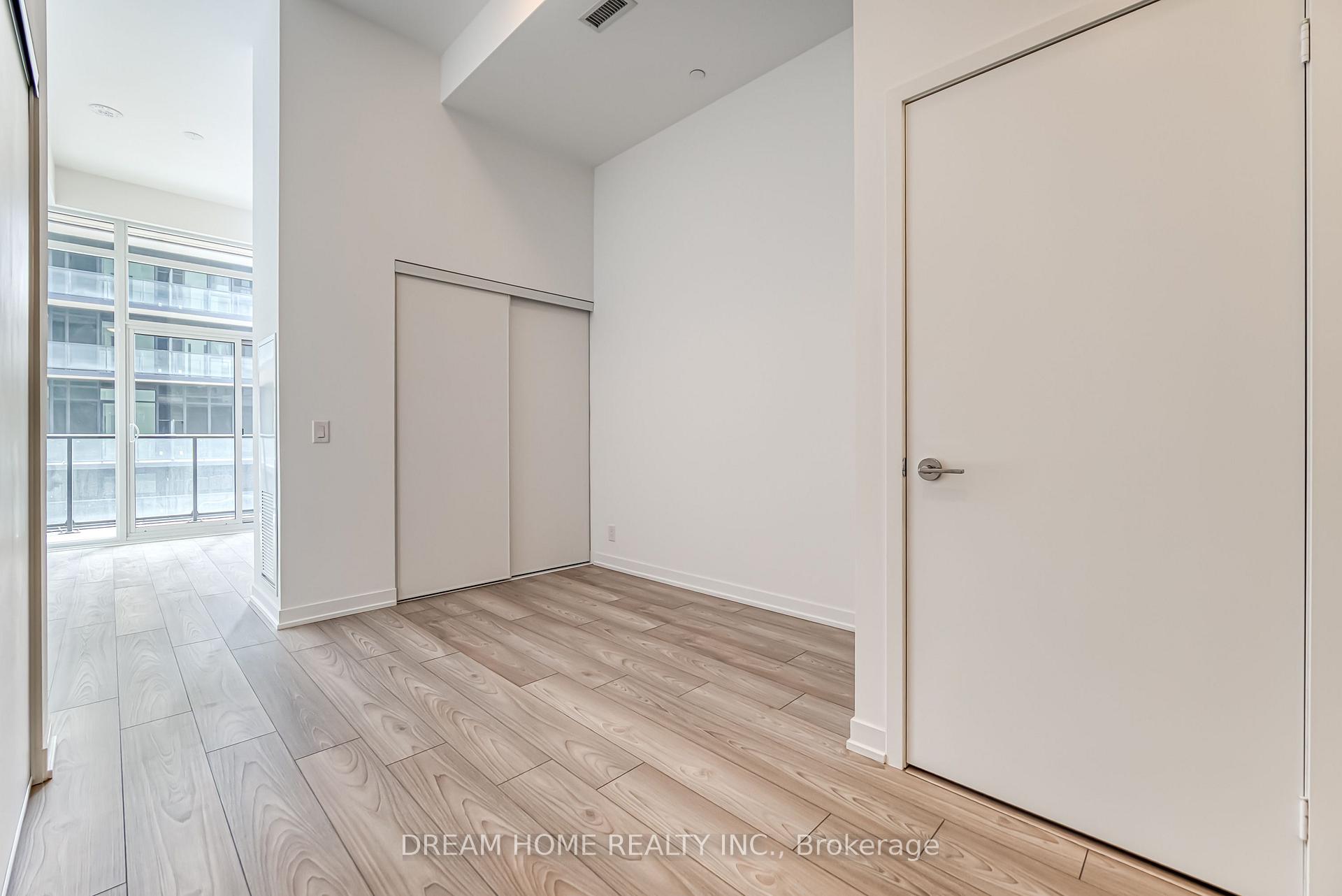 Photo 4 of Unit 705, 285 Dufferin Street, Toronto, South Parkdale — HOMEH