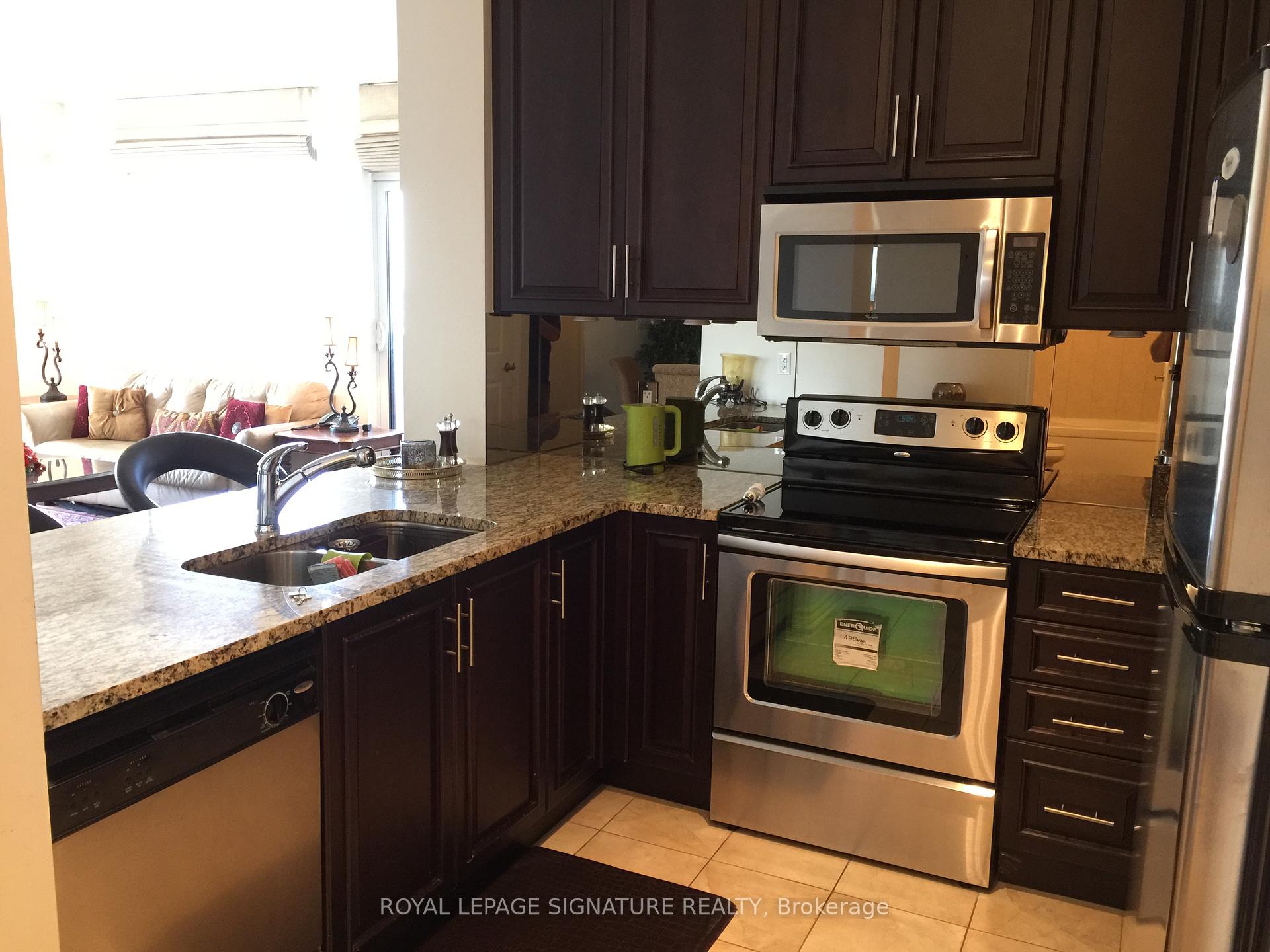 Photo 13 of Unit 1410, 9245 Jane Street, Vaughan, Maple — HOMEH