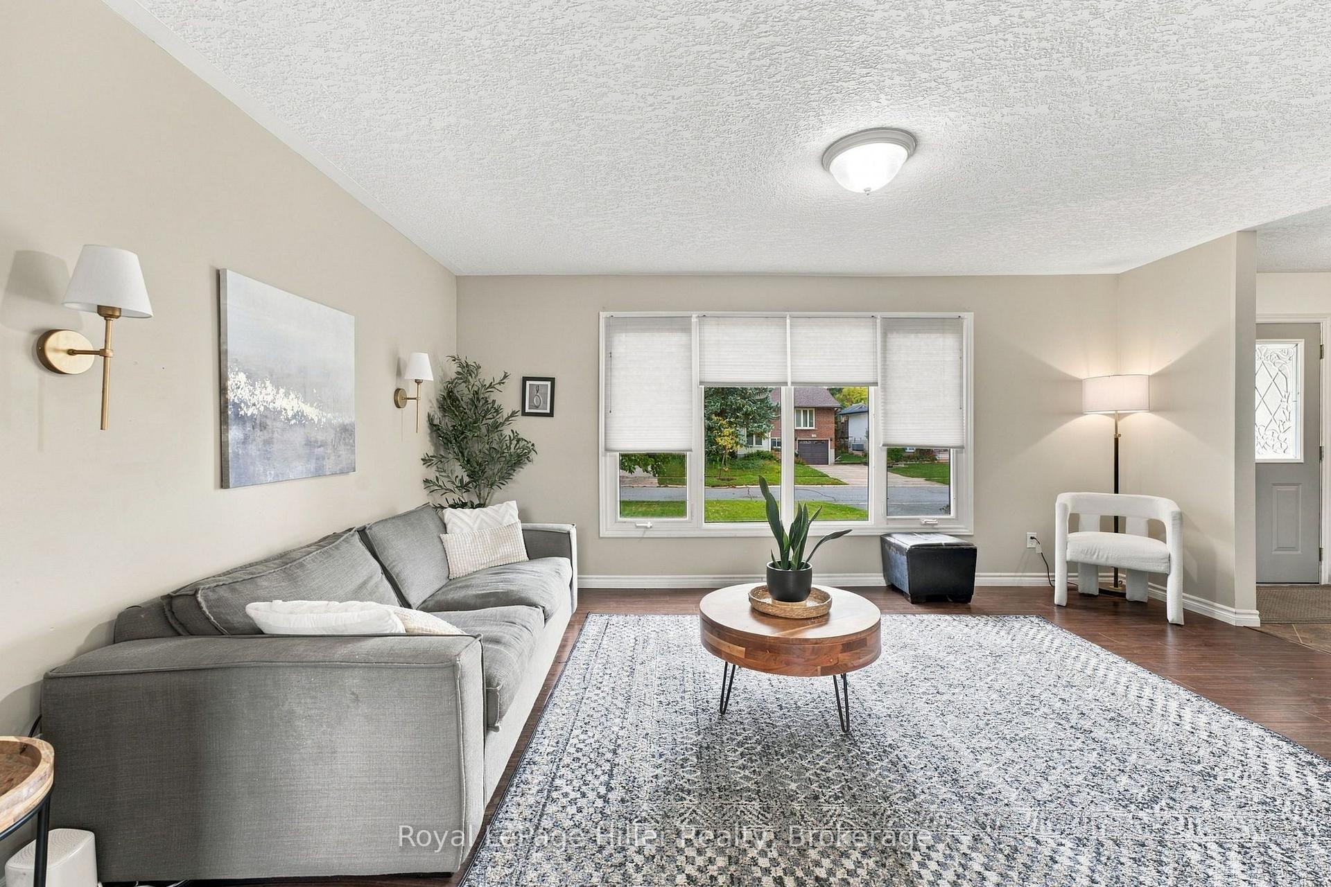 Photo 8 of 133 Braemar Crescent, Stratford — HOMEH