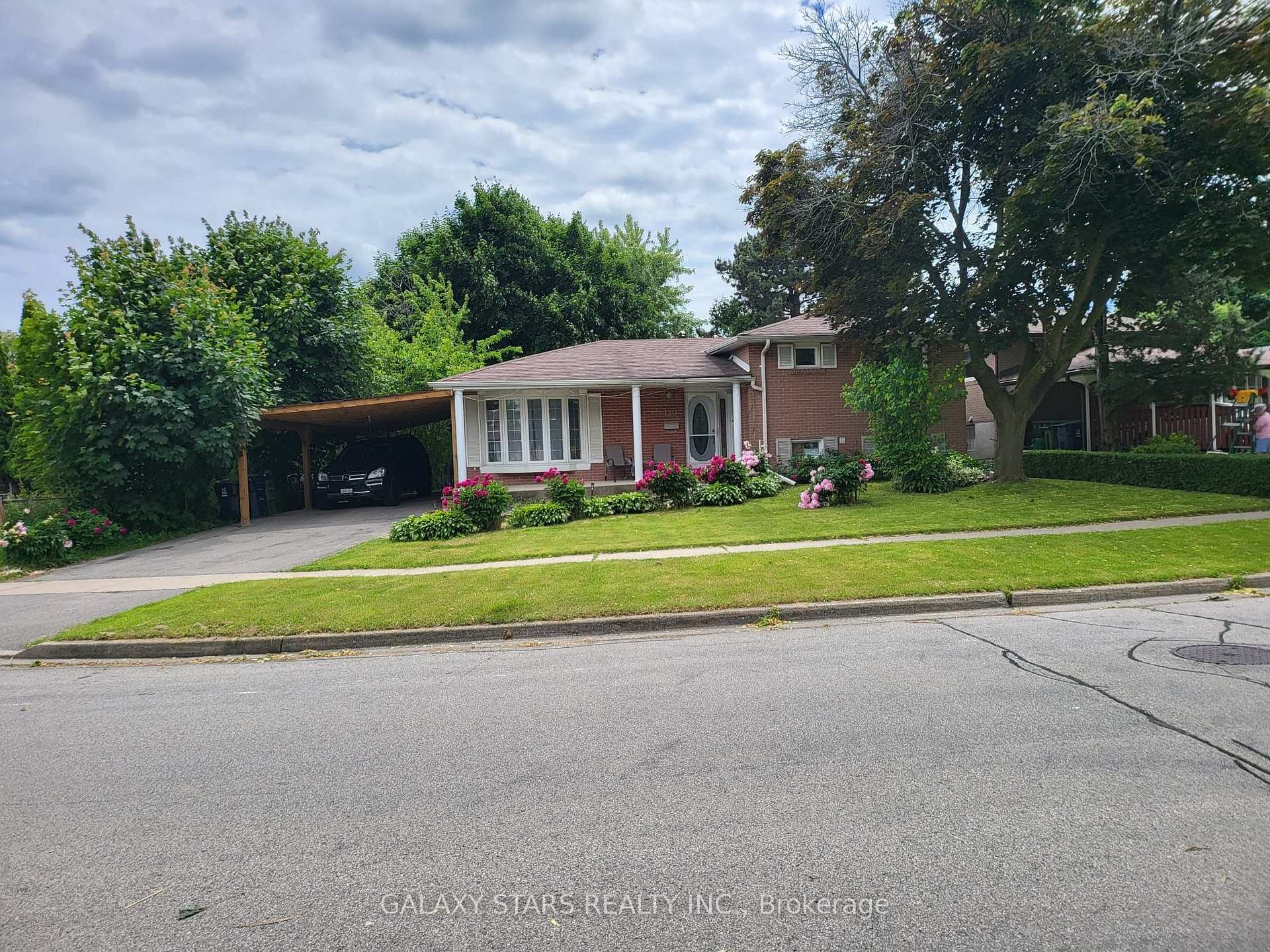 Photo 12 of 130 Amberjack Boulevard, Scarborough, Woburn — HOMEH