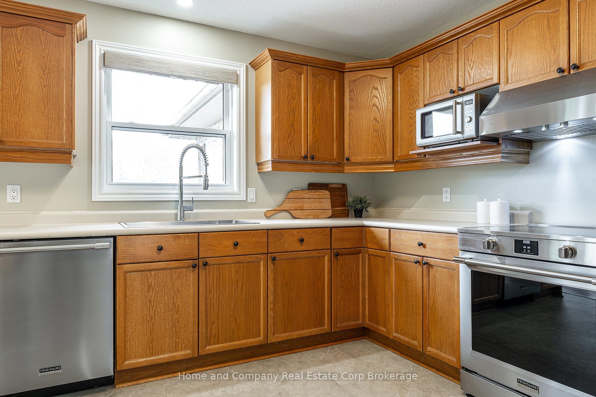 Photo 14 of 5 Ridgewood Crescent, St. Marys — HOMEH