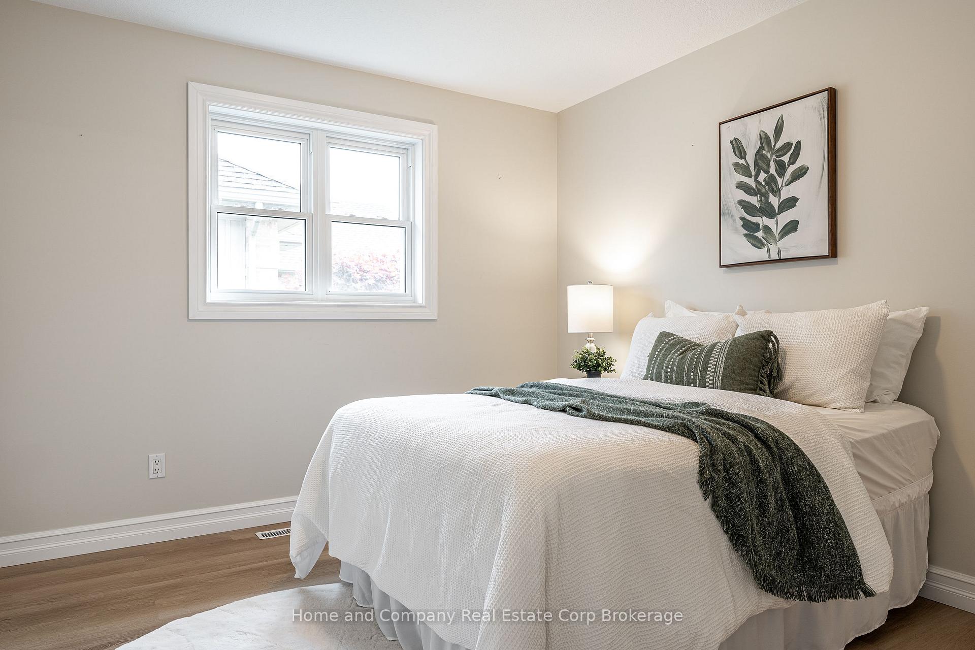 Photo 21 of 5 Ridgewood Crescent, St. Marys — HOMEH