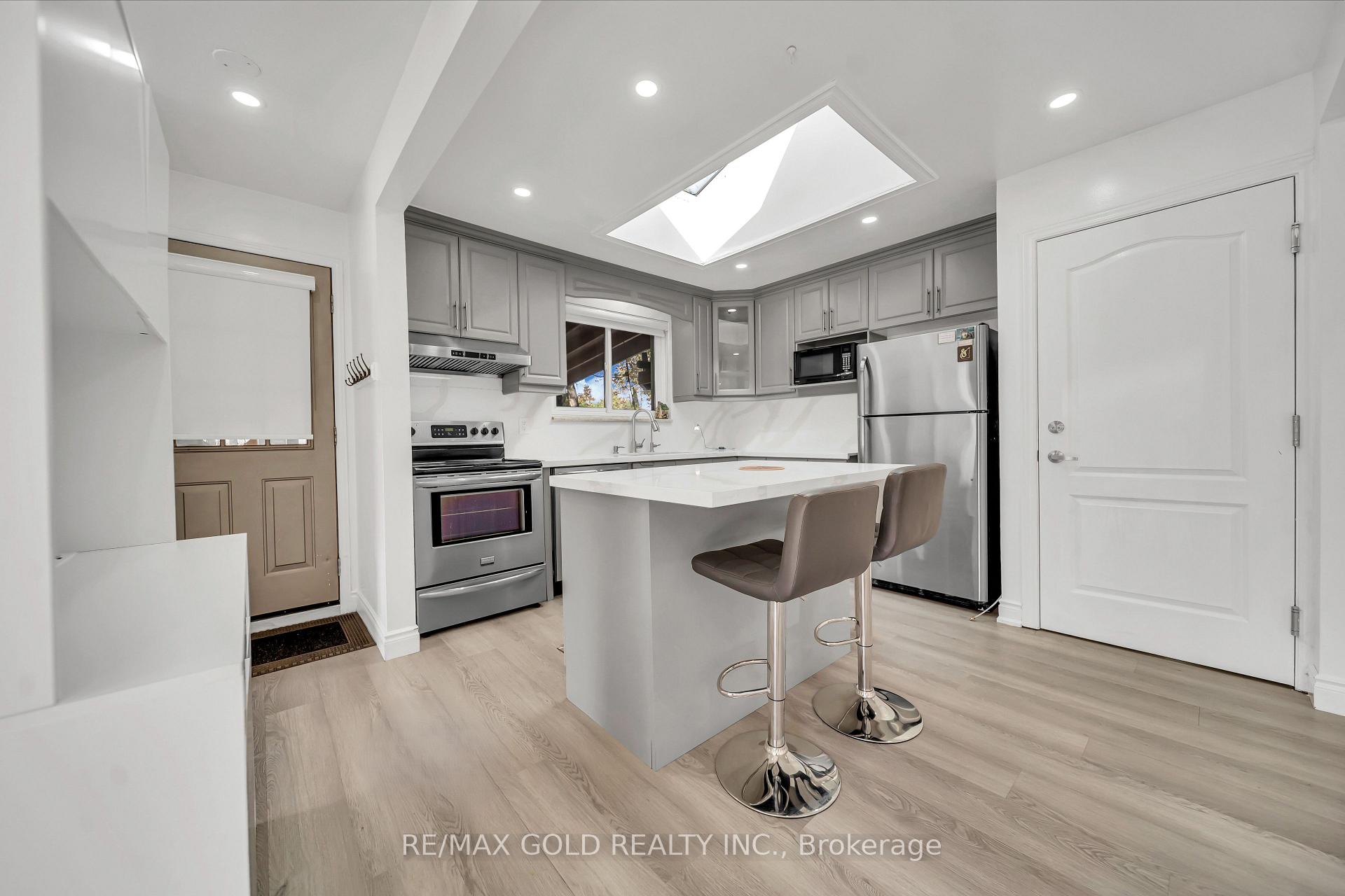 Photo 11 of Unit Main, 70 Glenmore Crescent, Brampton, Northgate — HOMEH